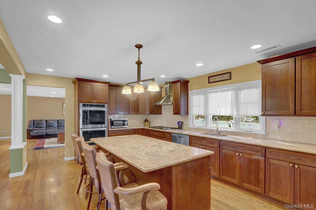 #9 photo, 25 Sterling Place, Malverne , NY 11565