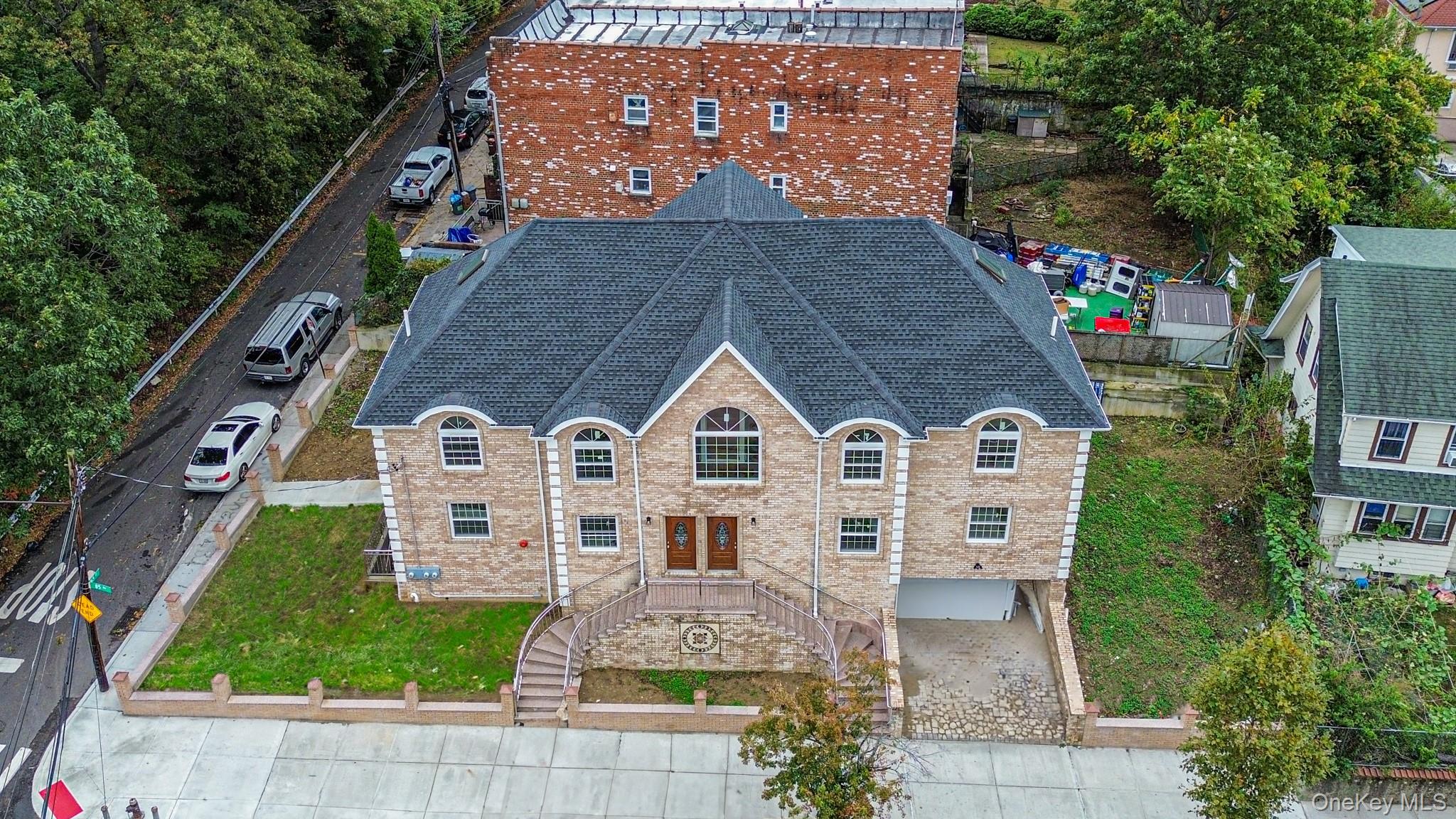 #2 photo, 85-02 165th st, Jamaica Hills , NY 11432