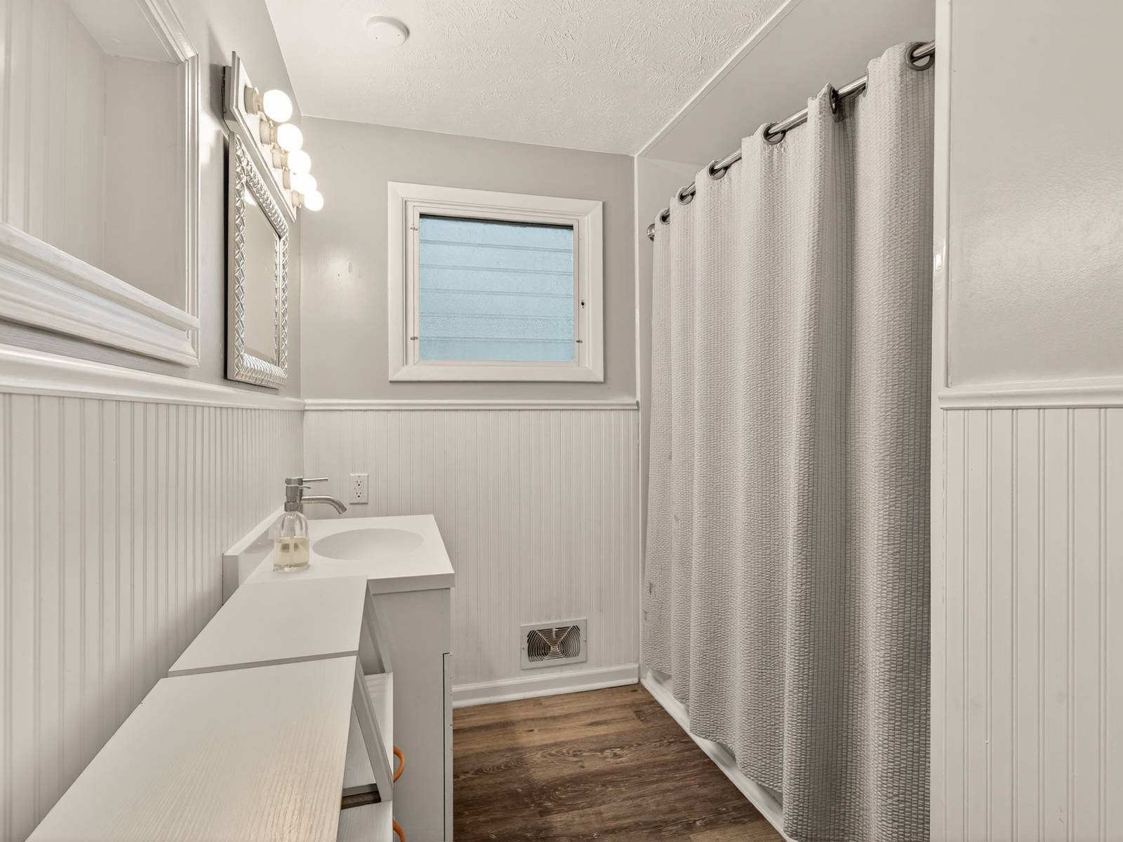 #18 photo, 12 Virginia Lane, Rochester , NY 14624