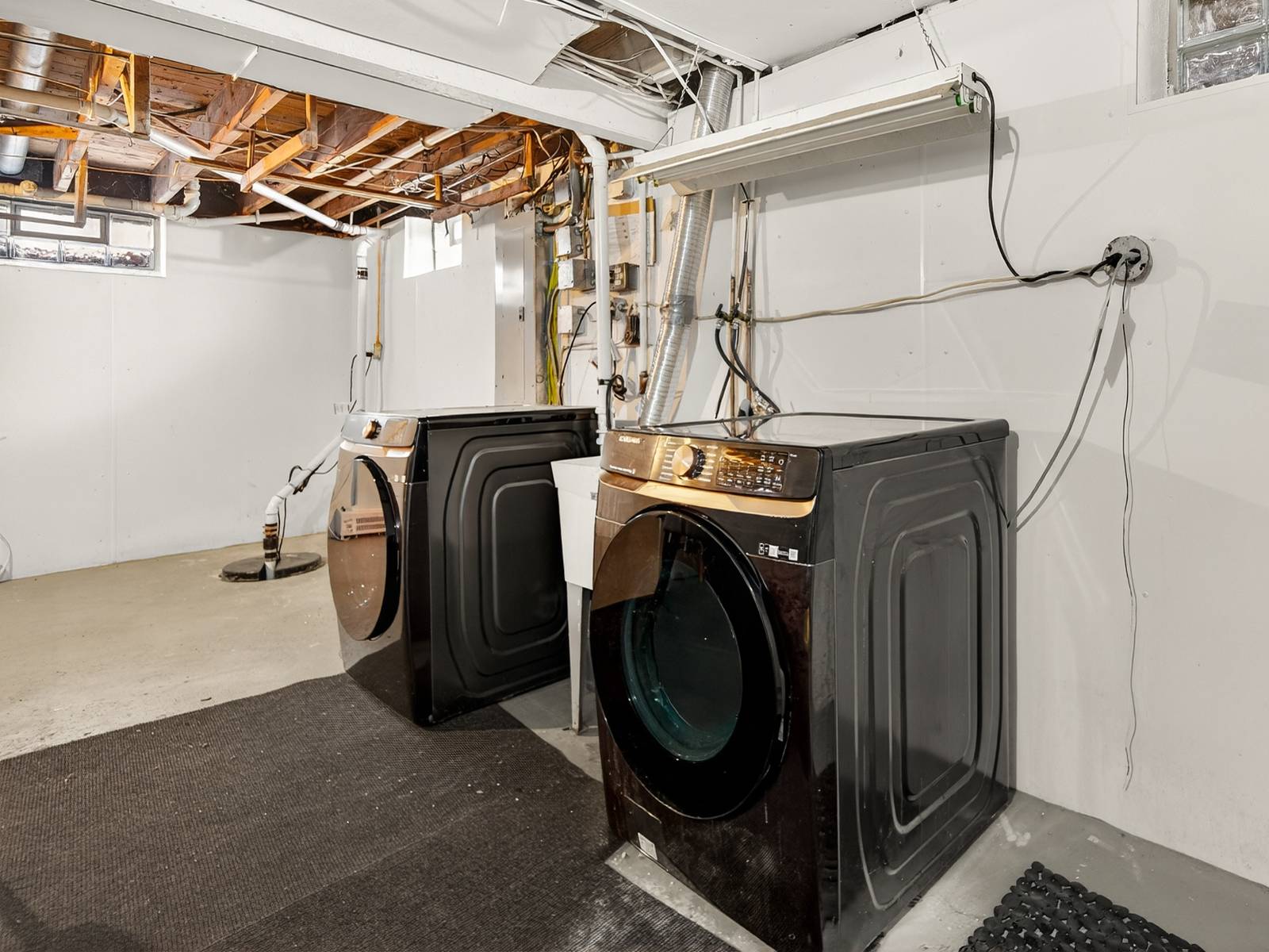 #21 photo, 12 Virginia Lane, Rochester , NY 14624