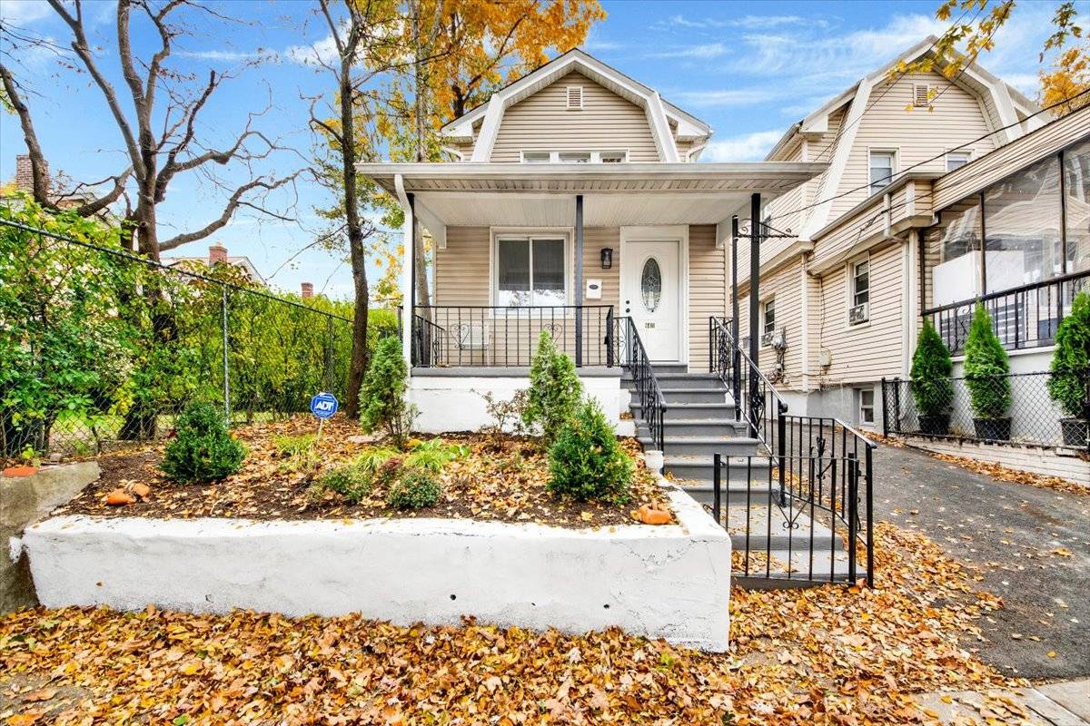 #1 photo, 4411 Edson Ave, Bronx , NY 10466