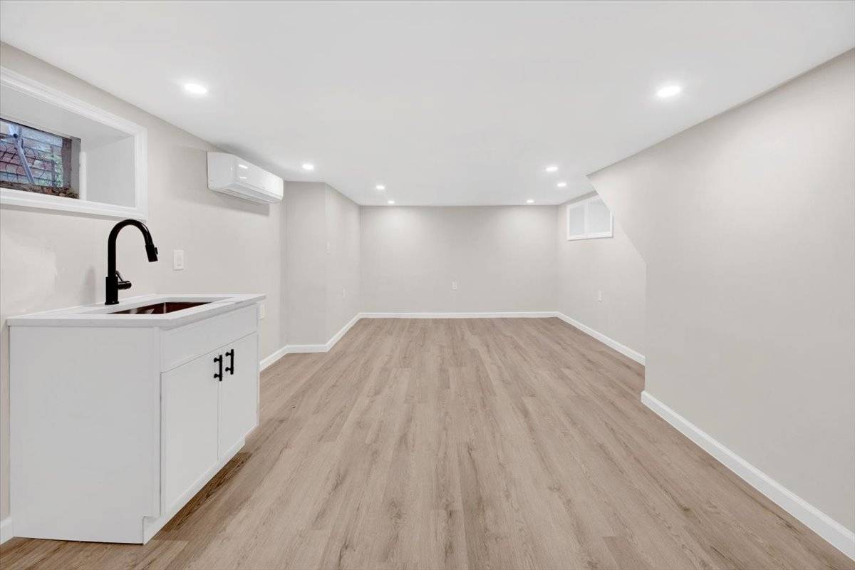 #15 photo, 4411 Edson Ave, Bronx , NY 10466