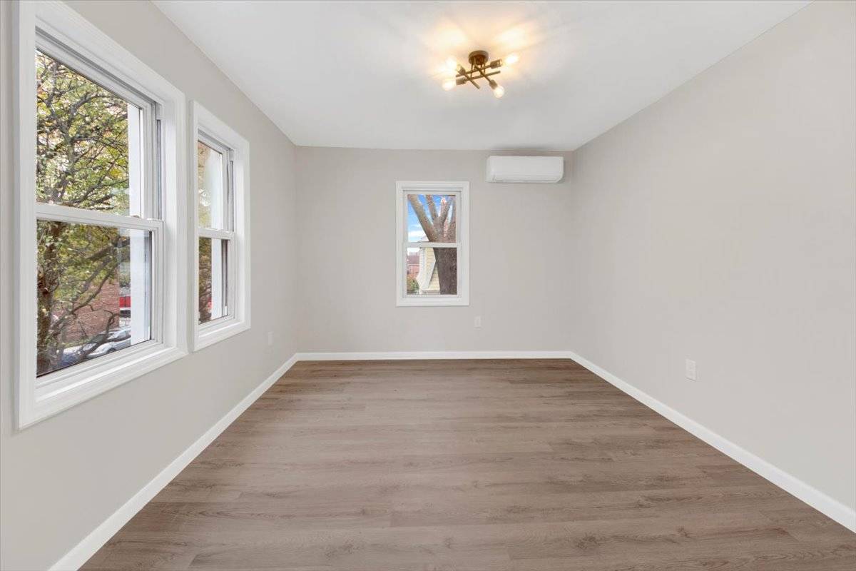 #23 photo, 4411 Edson Ave, Bronx , NY 10466