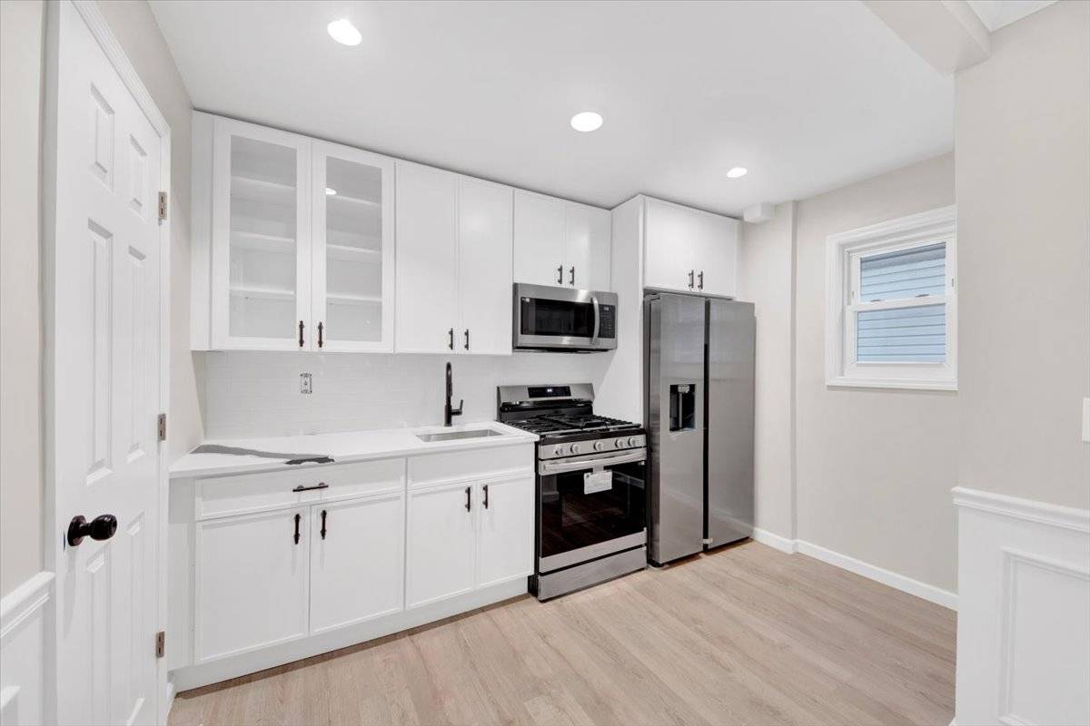 #5 photo, 4411 Edson Ave, Bronx , NY 10466