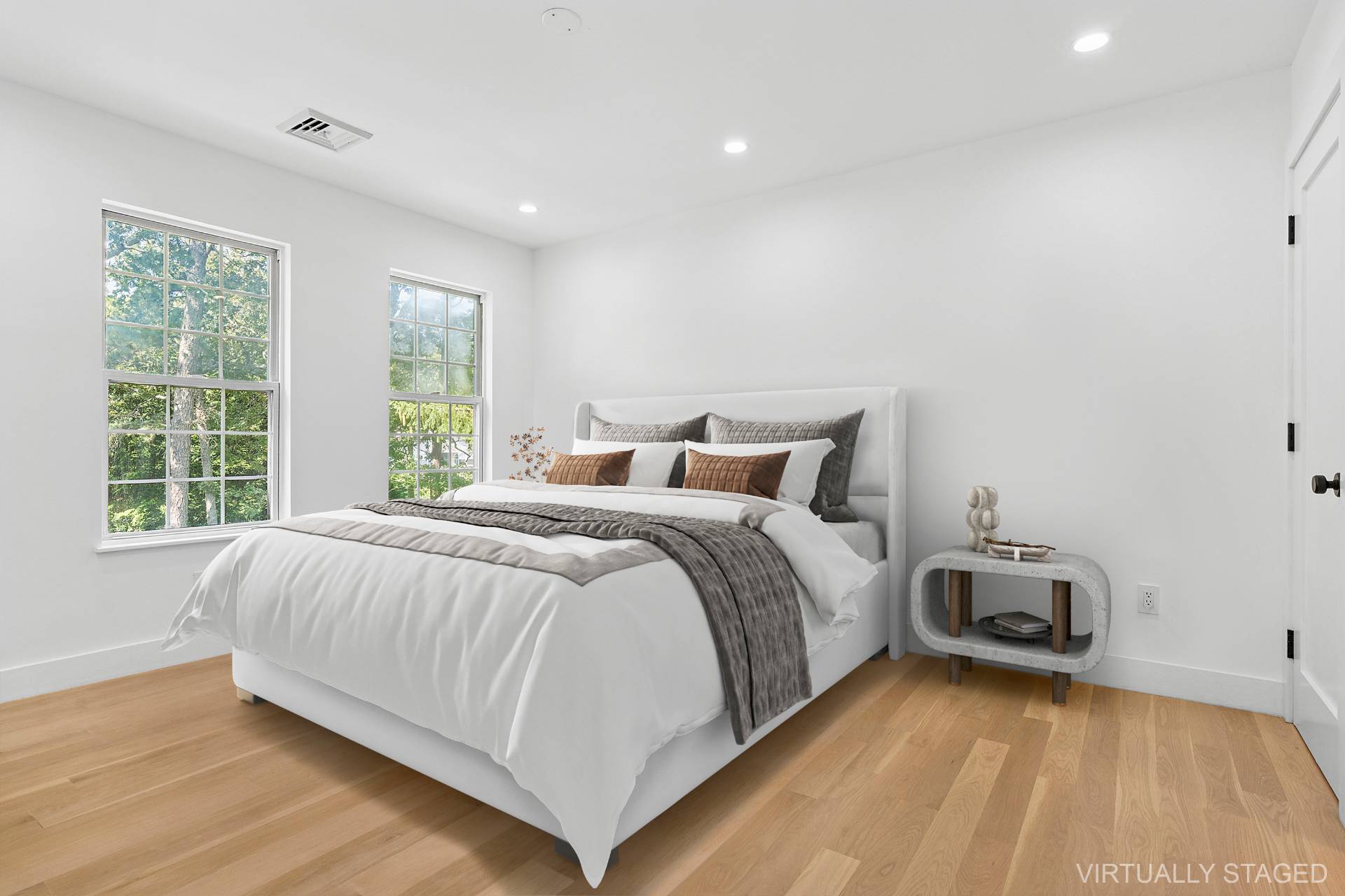 #11 photo, 13 Shore Road, Hampton Bays , NY 11946