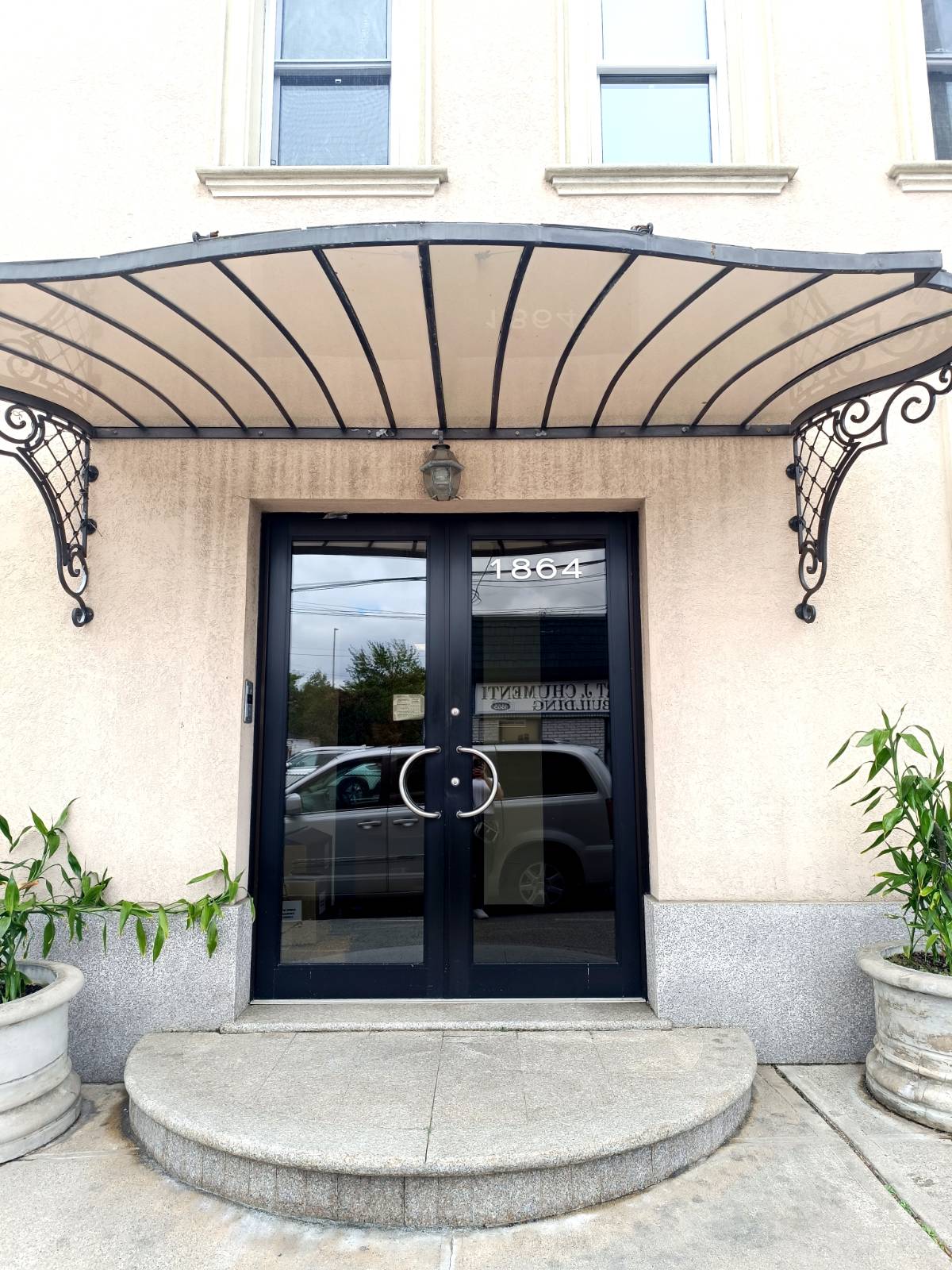 #1 photo, 1864 Clove Road, Staten Island , NY 10304