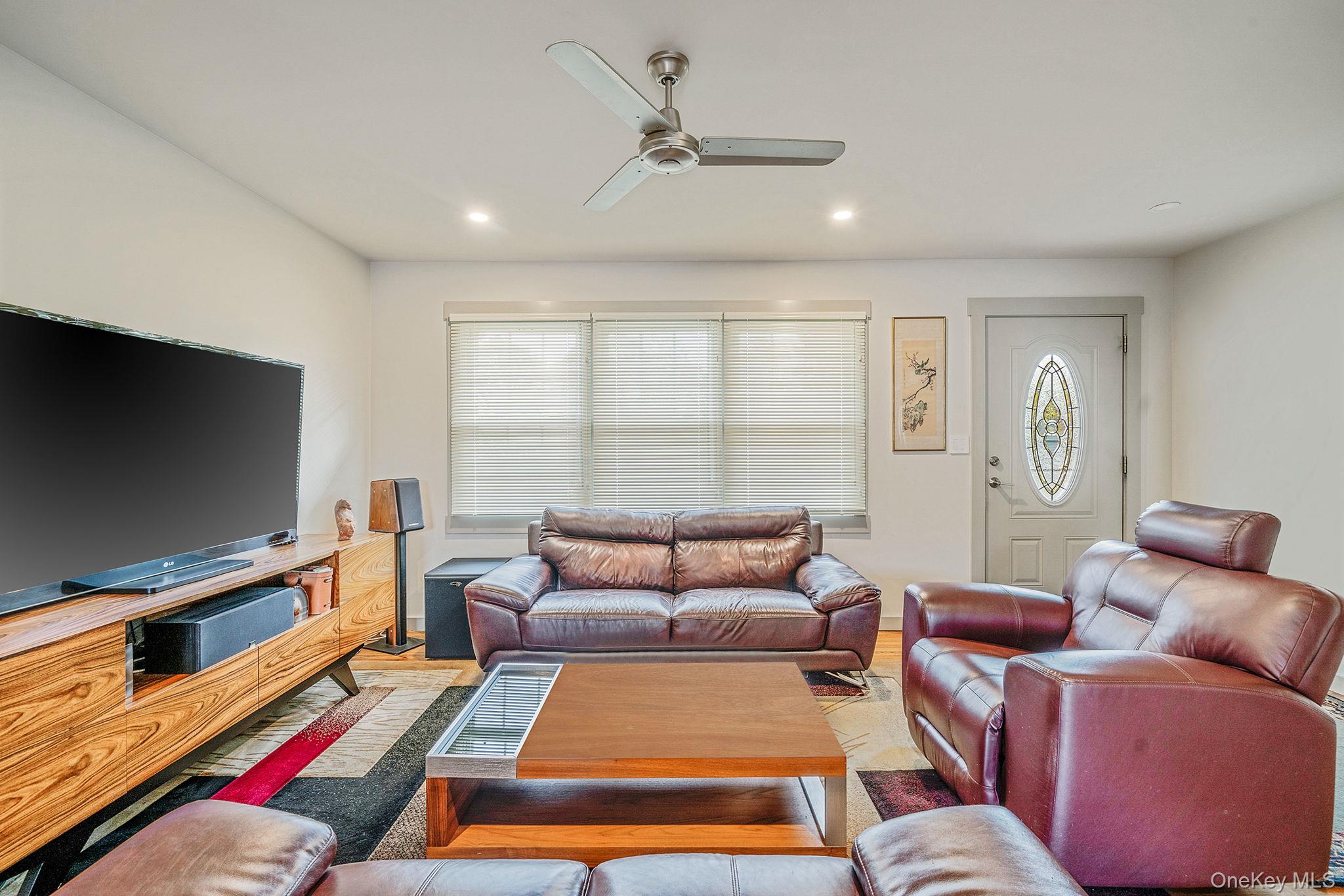 #11 photo, 266 Tree Road, Centereach , NY 11720