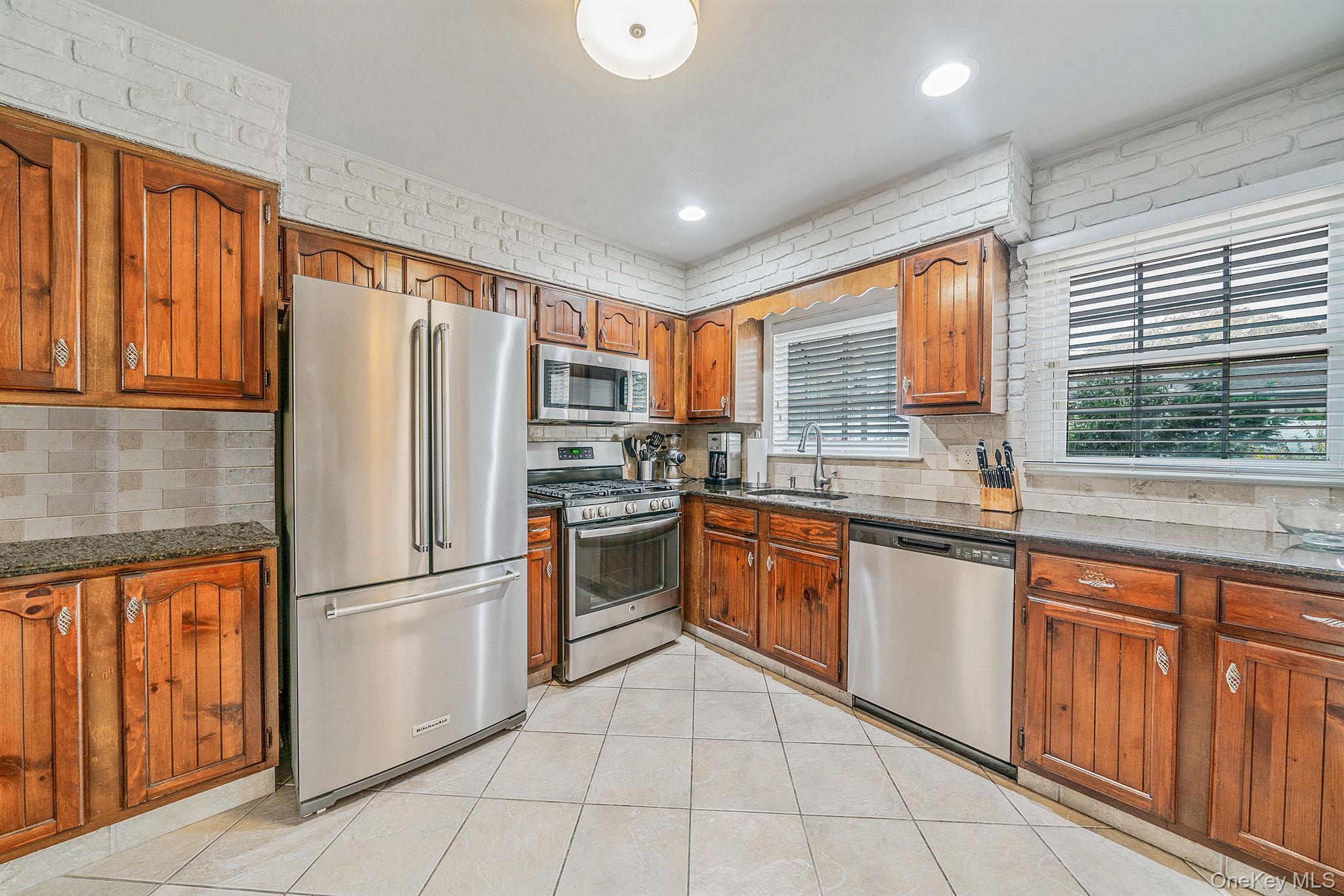 #16 photo, 266 Tree Road, Centereach , NY 11720