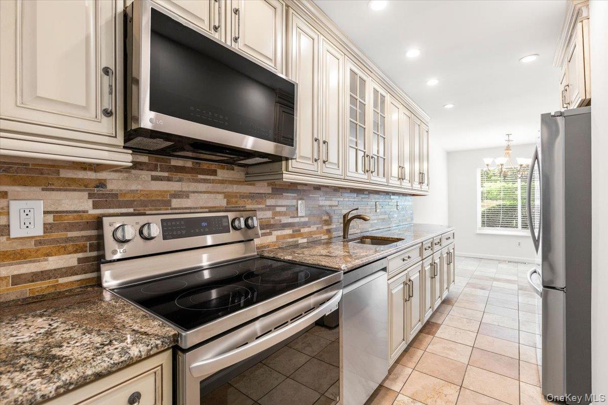 #8 photo, 53 Wild Birch Farms, Cortlandt Manor , NY 10567