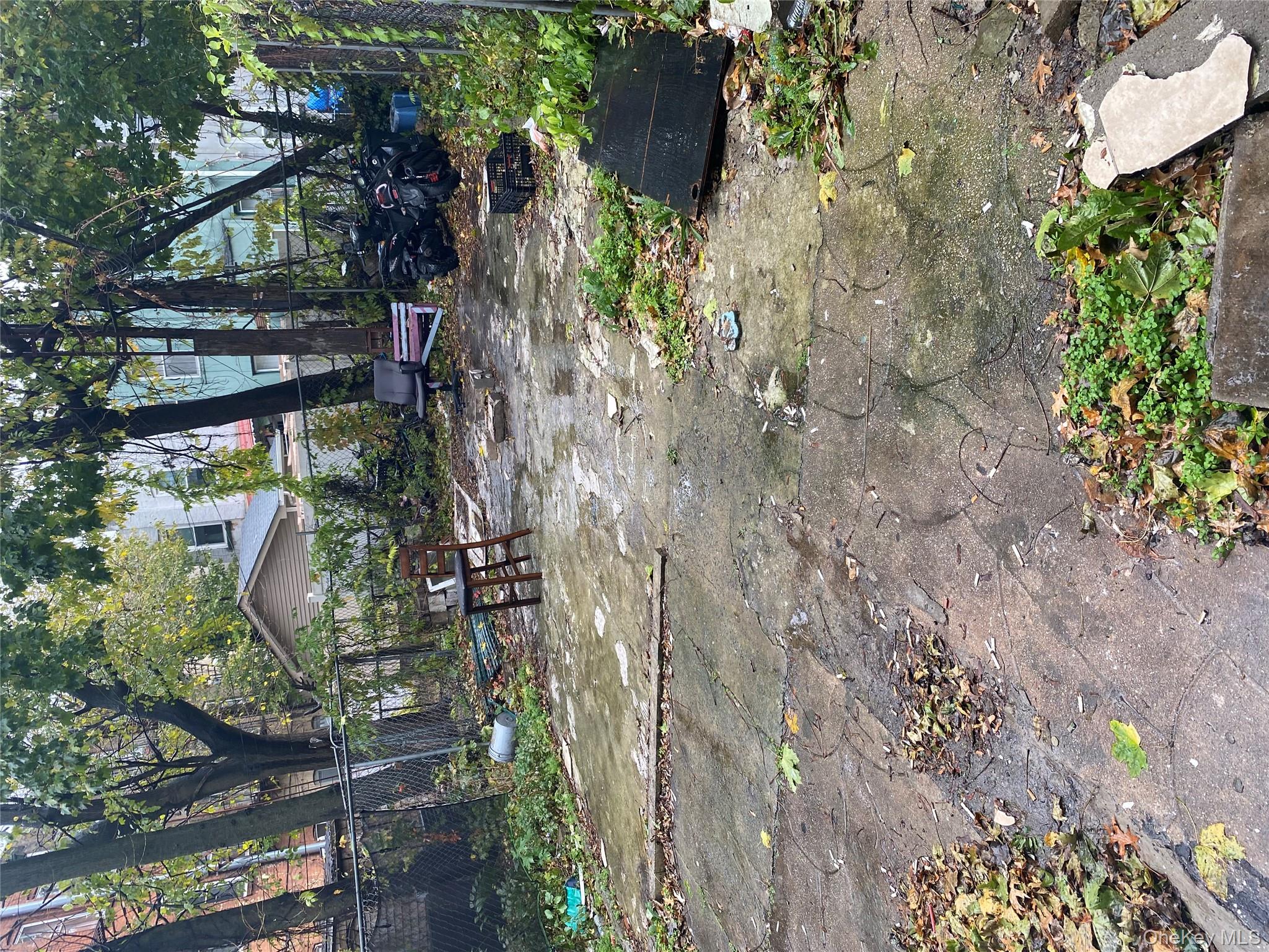 #6 photo, 243 Crescent Street, Brooklyn , NY 11208