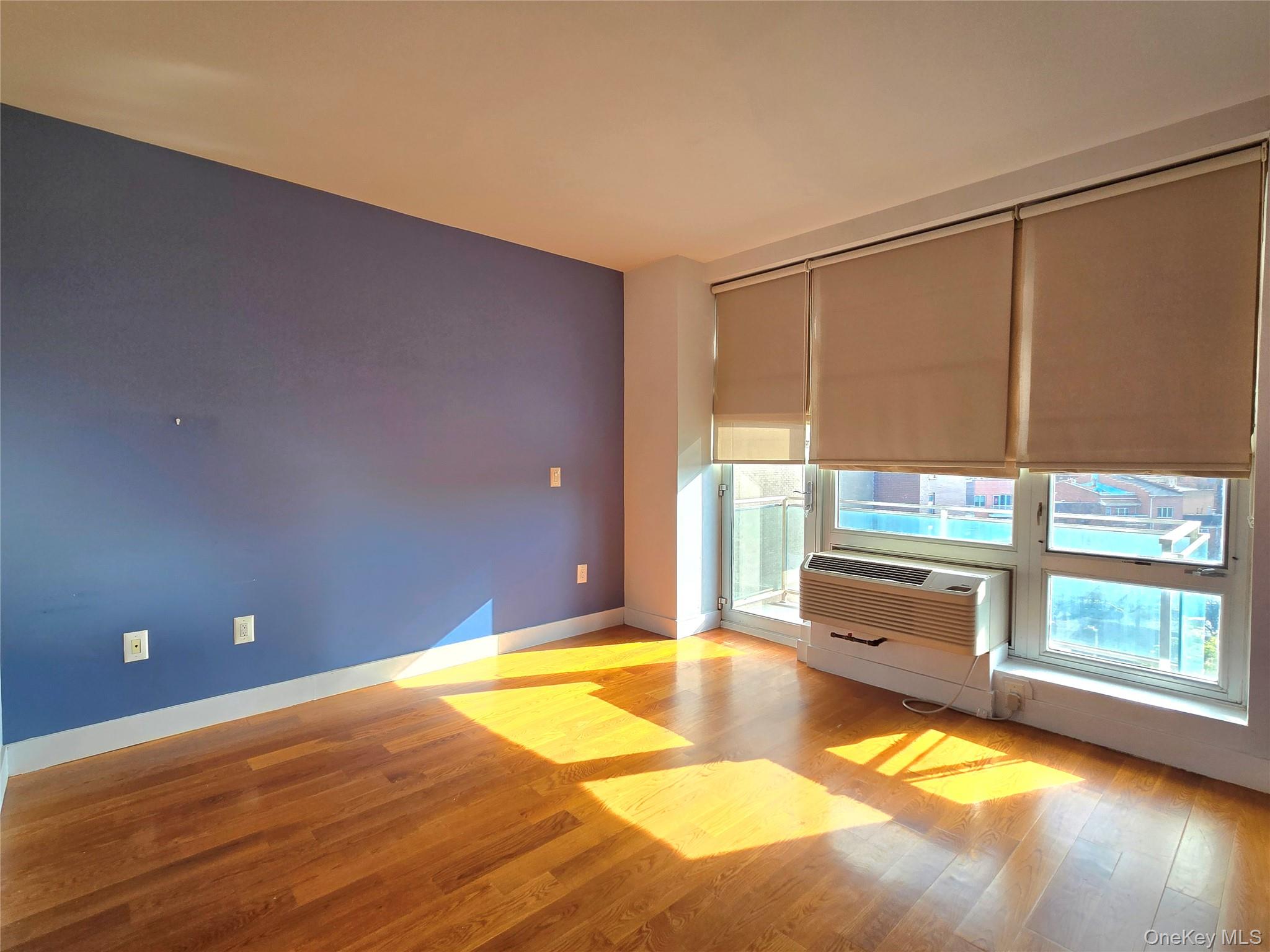 #12 photo, 140-21 32nd Avenue, Flushing , NY 11354