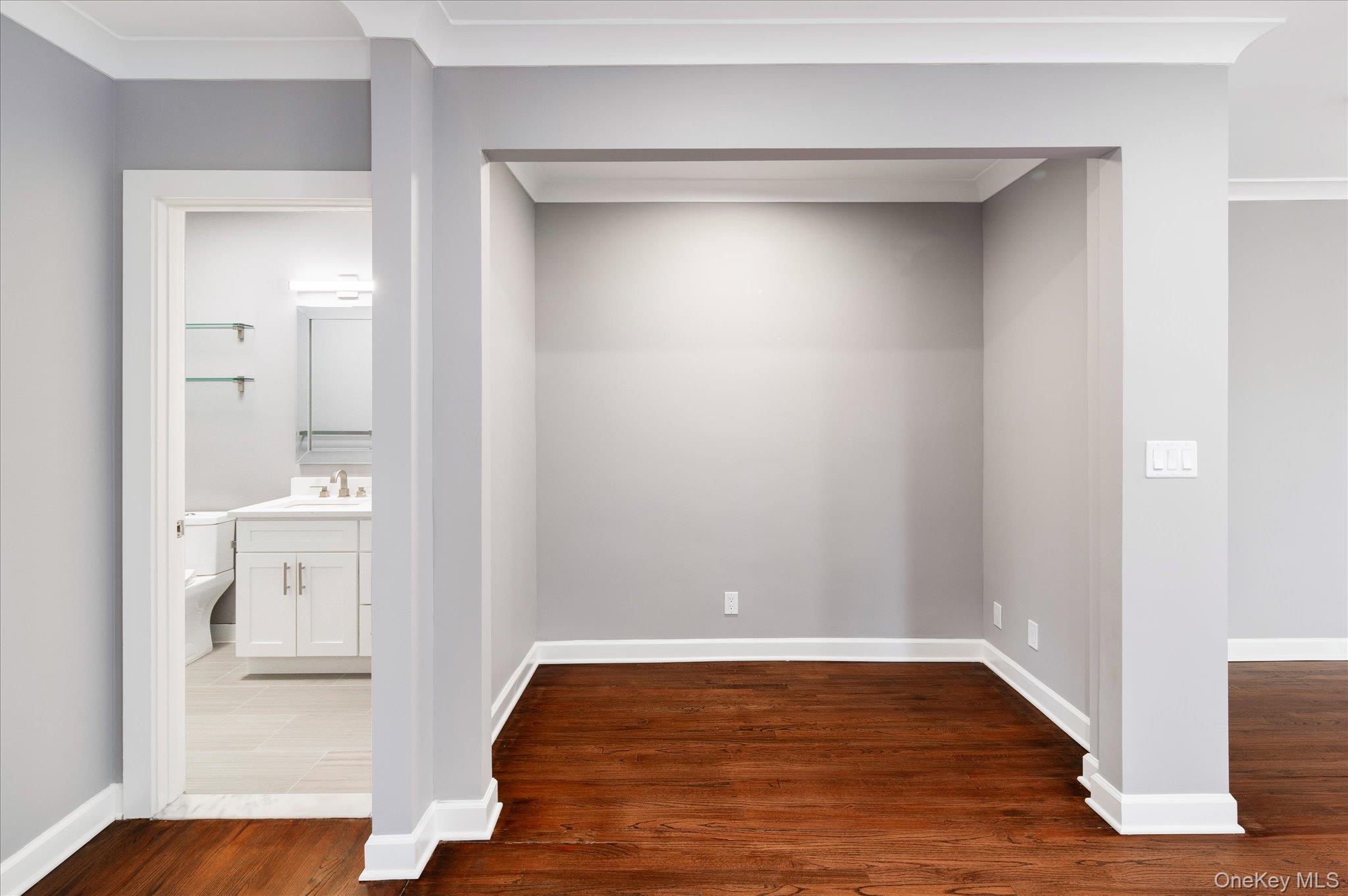 #11 photo, 1133 Midland Avenue, Bronxville , NY 10708