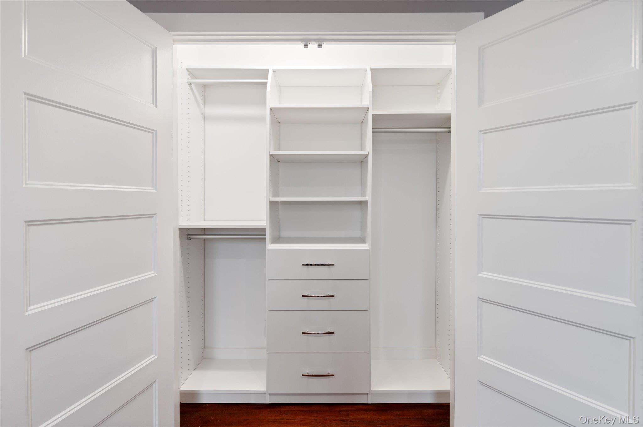 #17 photo, 1133 Midland Avenue, Bronxville , NY 10708