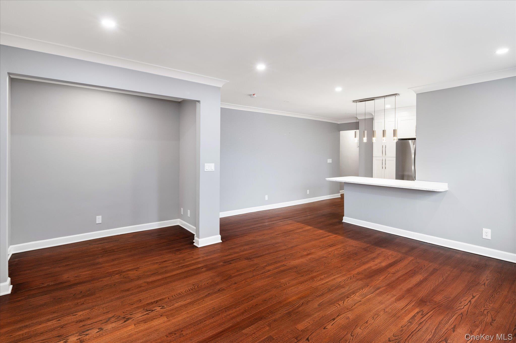 #8 photo, 1133 Midland Avenue, Bronxville , NY 10708