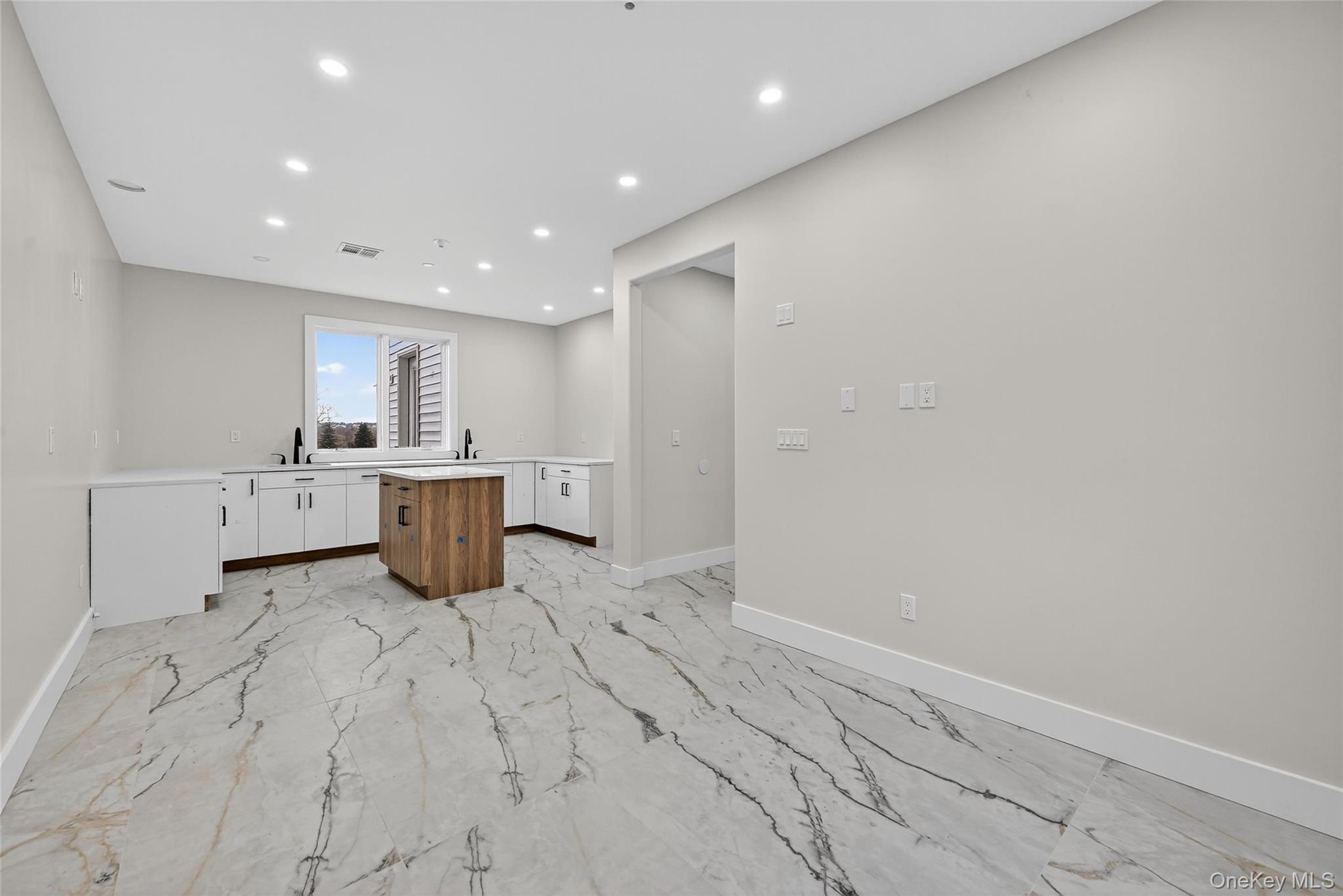 #11 photo, 6 Milla Lane, Spring Valley , NY 10977