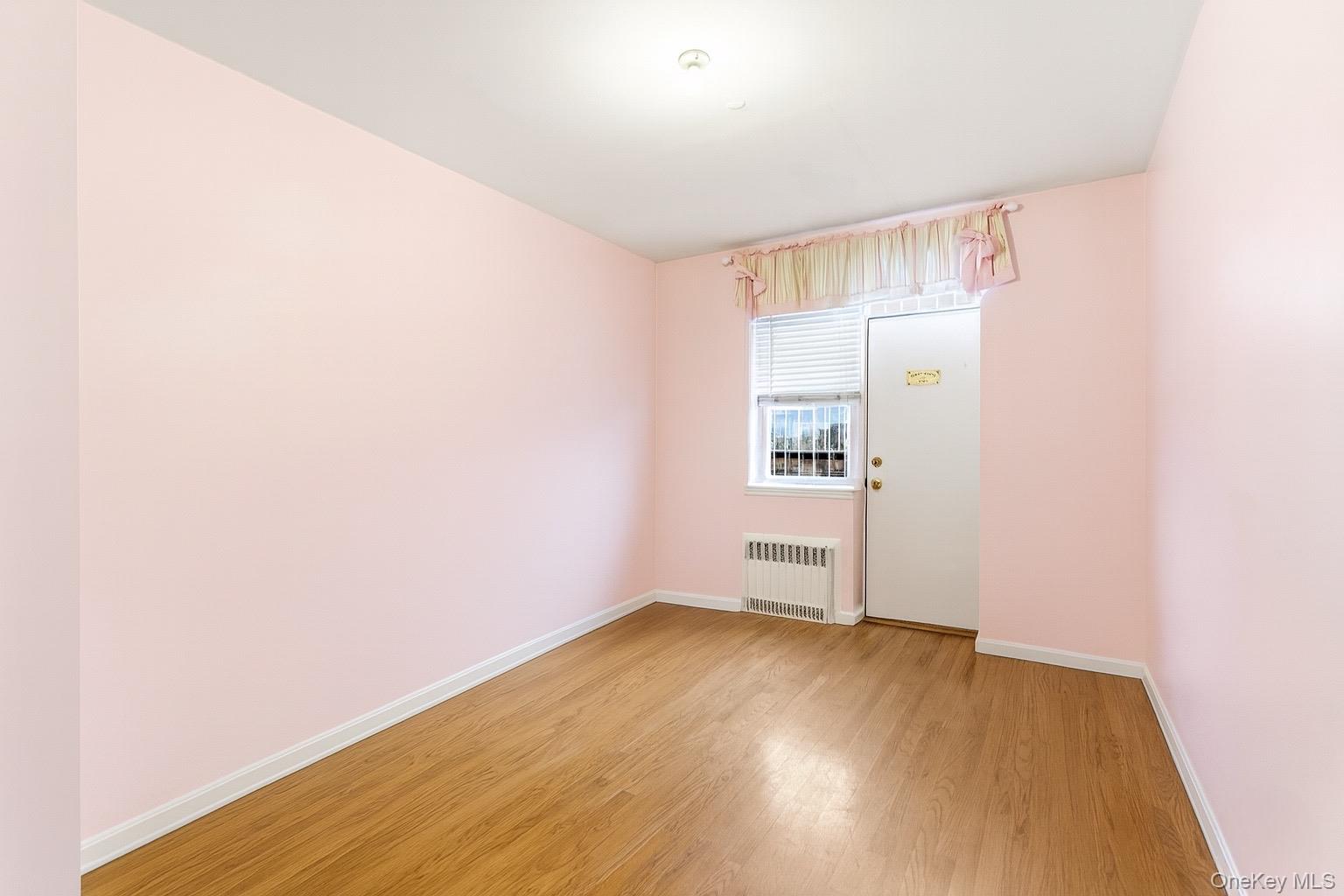 #3 photo, 1323 46th Street, ব্রুকলিন Brooklyn , NY 11219