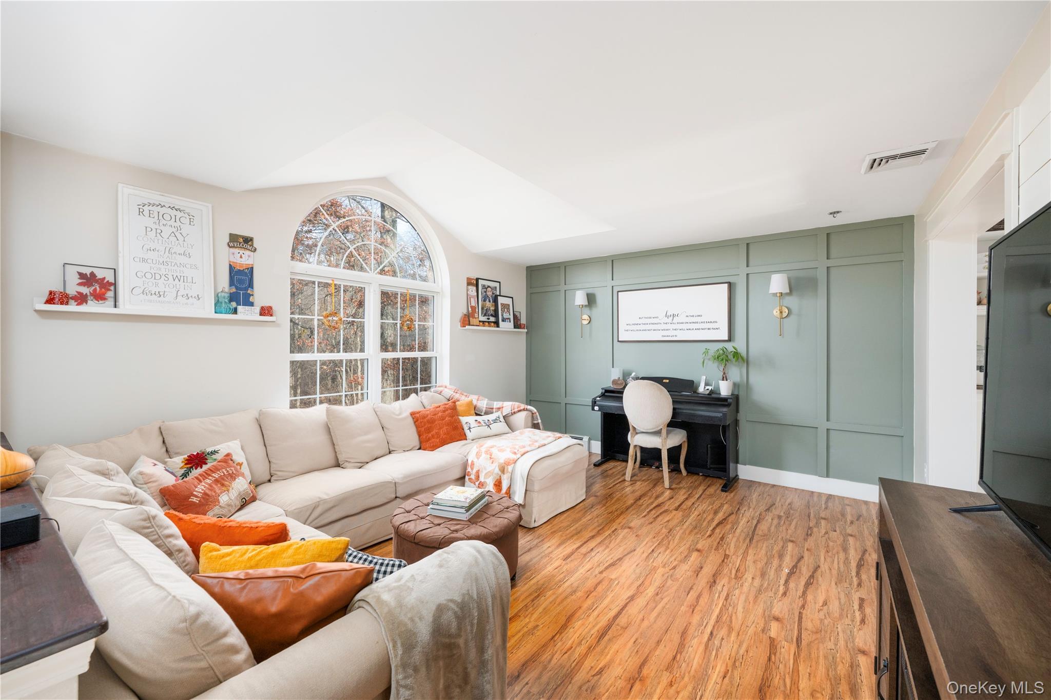 #6 photo, 95 Osborne Hill Road, Fishkill , NY 12524