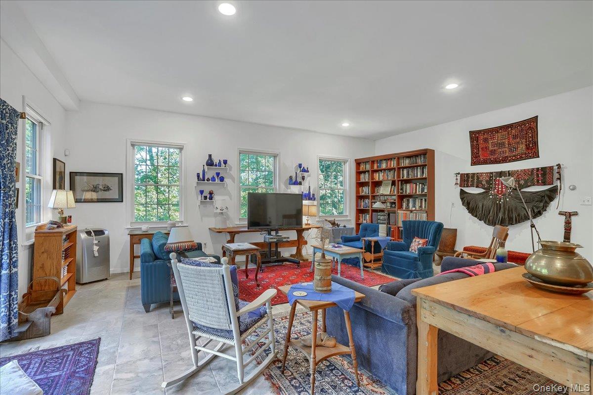 #20 photo, 20 Overlook Drive, Call Listing Agent , PA 18405