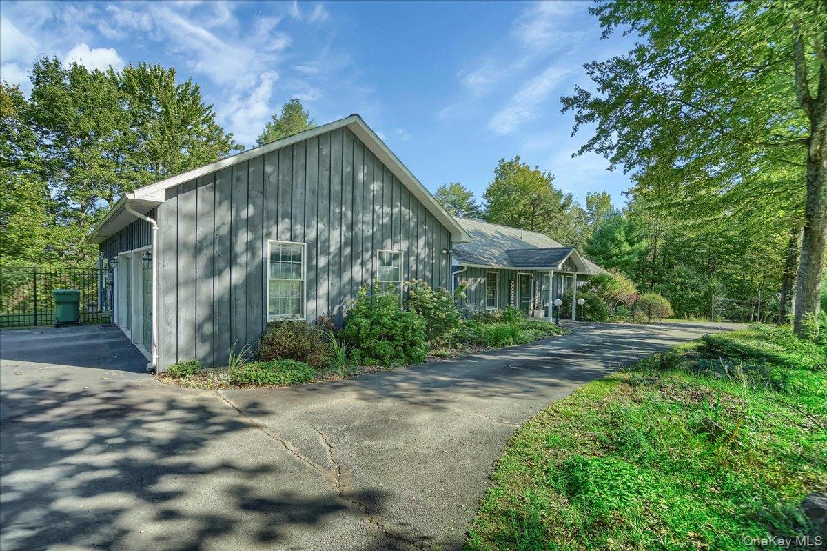 #3 photo, 20 Overlook Drive, Call Listing Agent , PA 18405