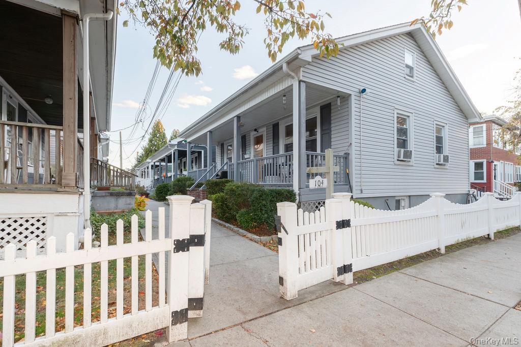 #4 photo, 104 Fordham Street, Bronx , NY 10464