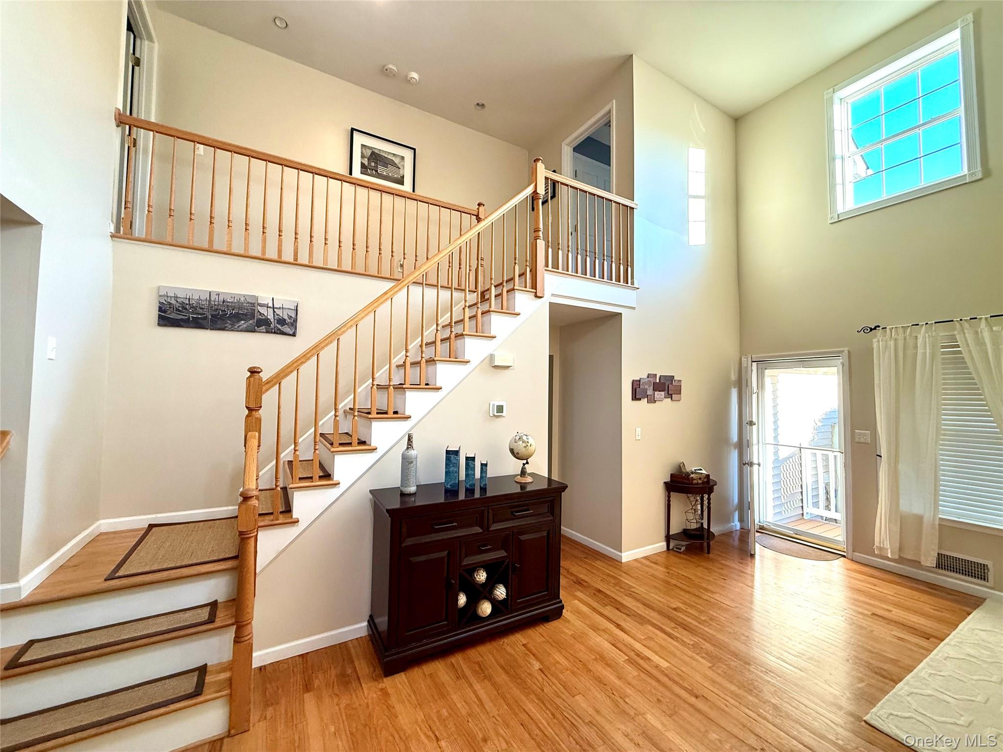 #8 photo, 142 Pinebrook Drive, Hyde Park , NY 12538