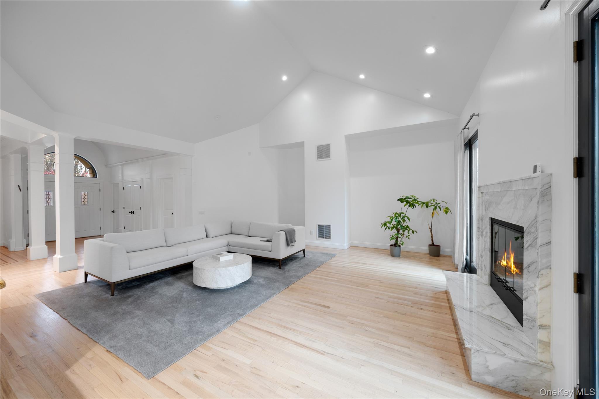 #15 photo, 16 S De Baun Avenue, Airmont , NY 10901