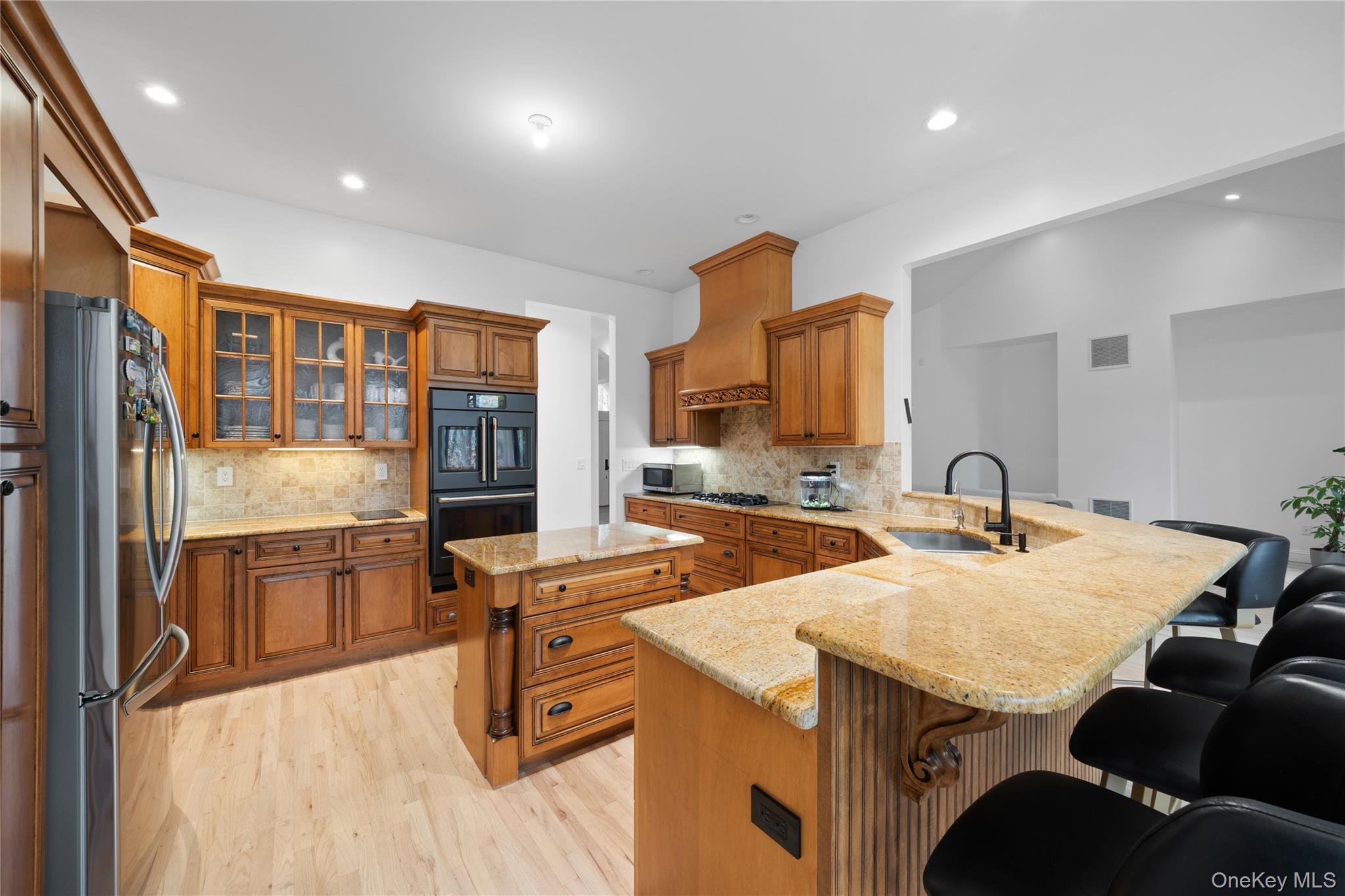 #18 photo, 16 S De Baun Avenue, Airmont , NY 10901