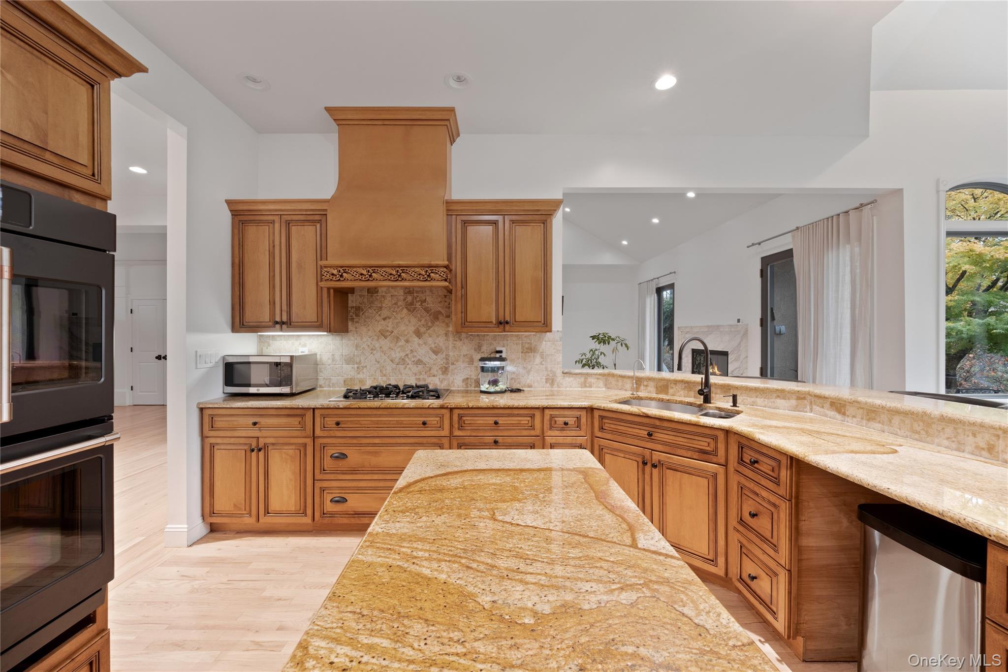 #19 photo, 16 S De Baun Avenue, Airmont , NY 10901