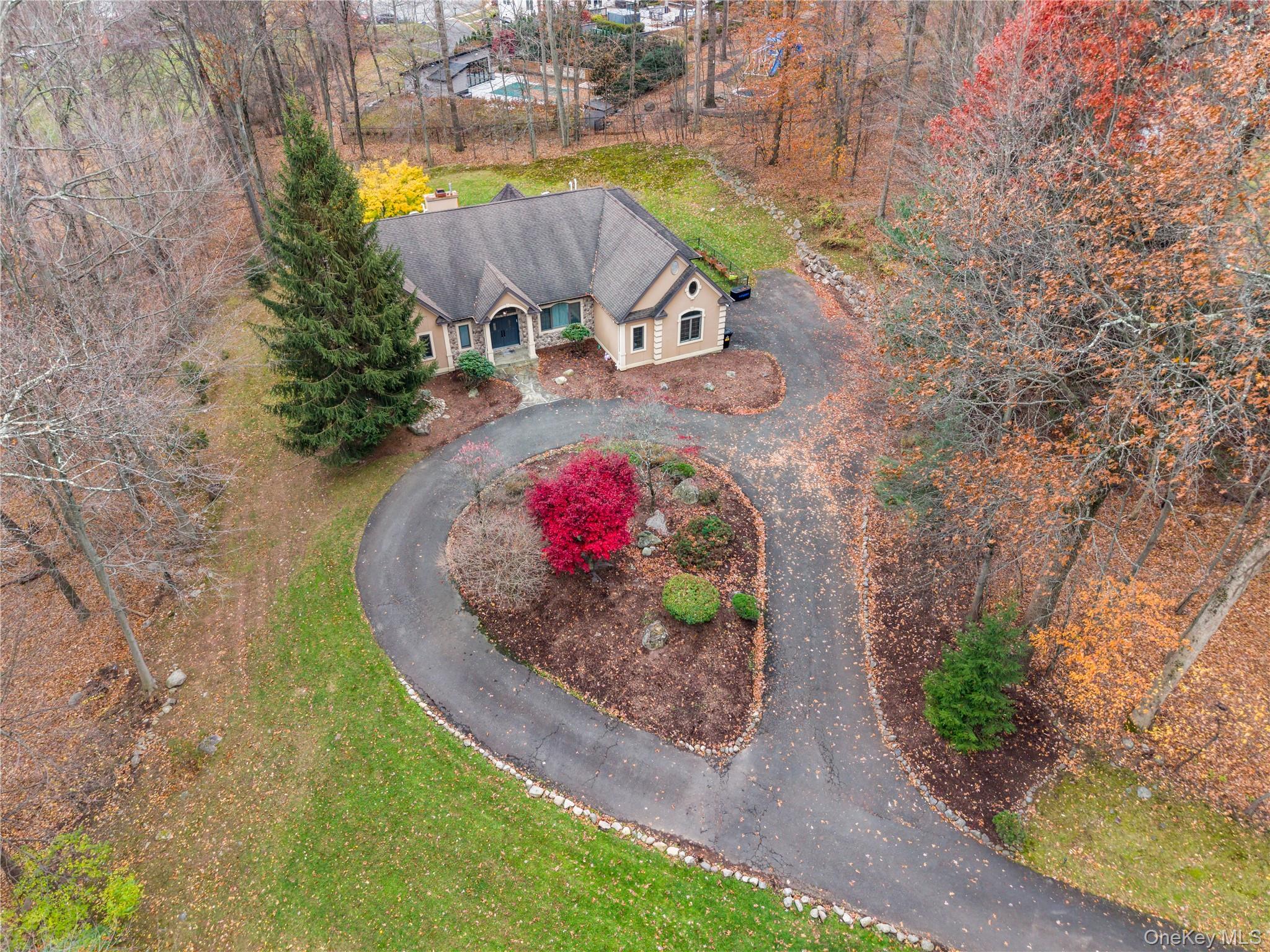 #3 photo, 16 S De Baun Avenue, Airmont , NY 10901