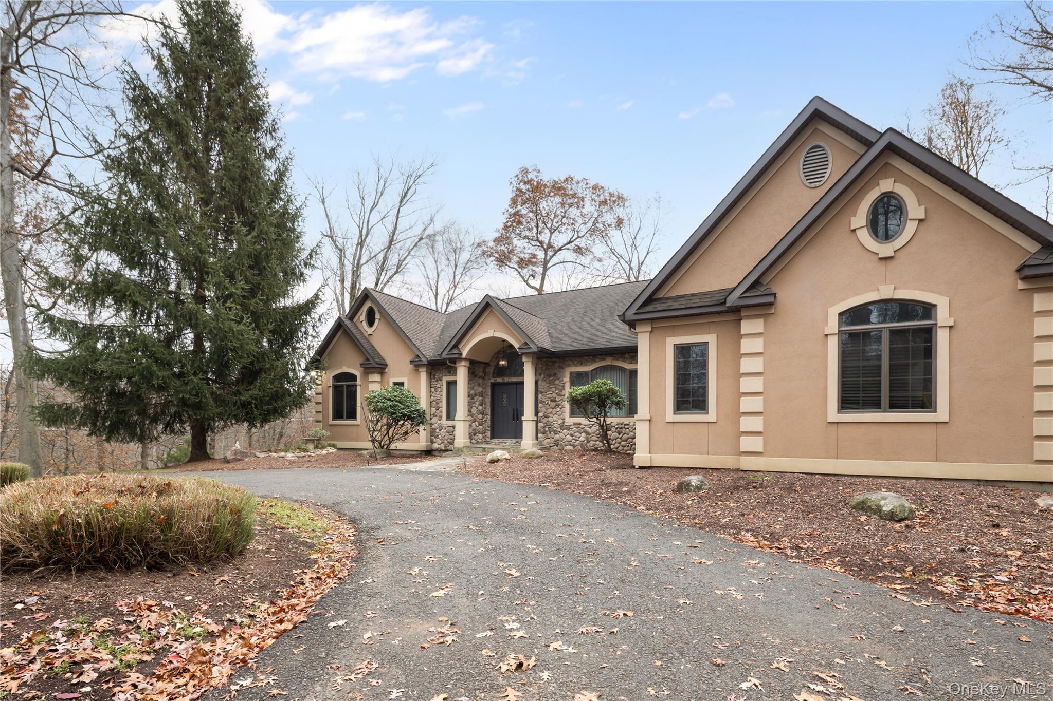 #7 photo, 16 S De Baun Avenue, Airmont , NY 10901