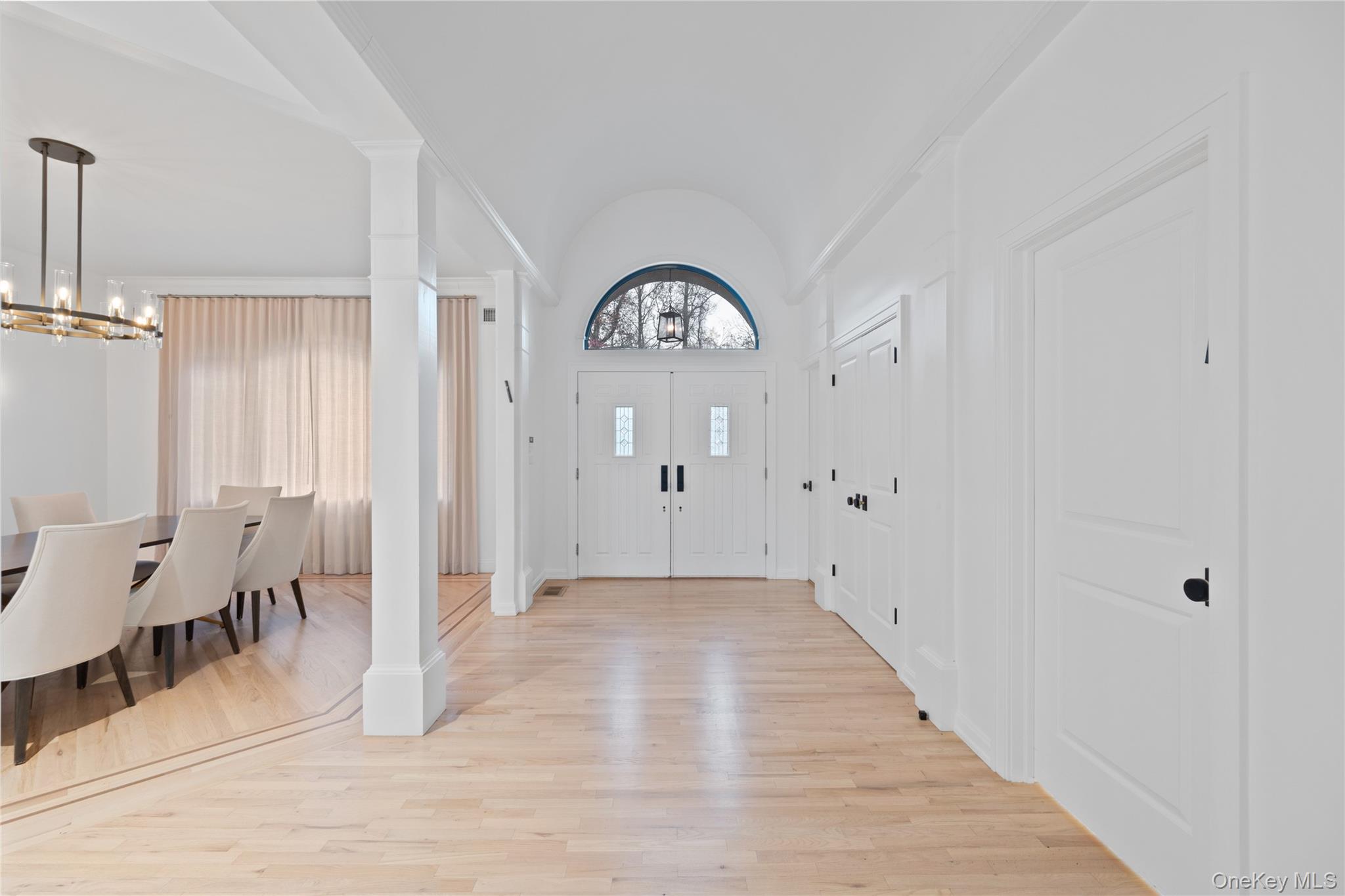 #8 photo, 16 S De Baun Avenue, Airmont , NY 10901