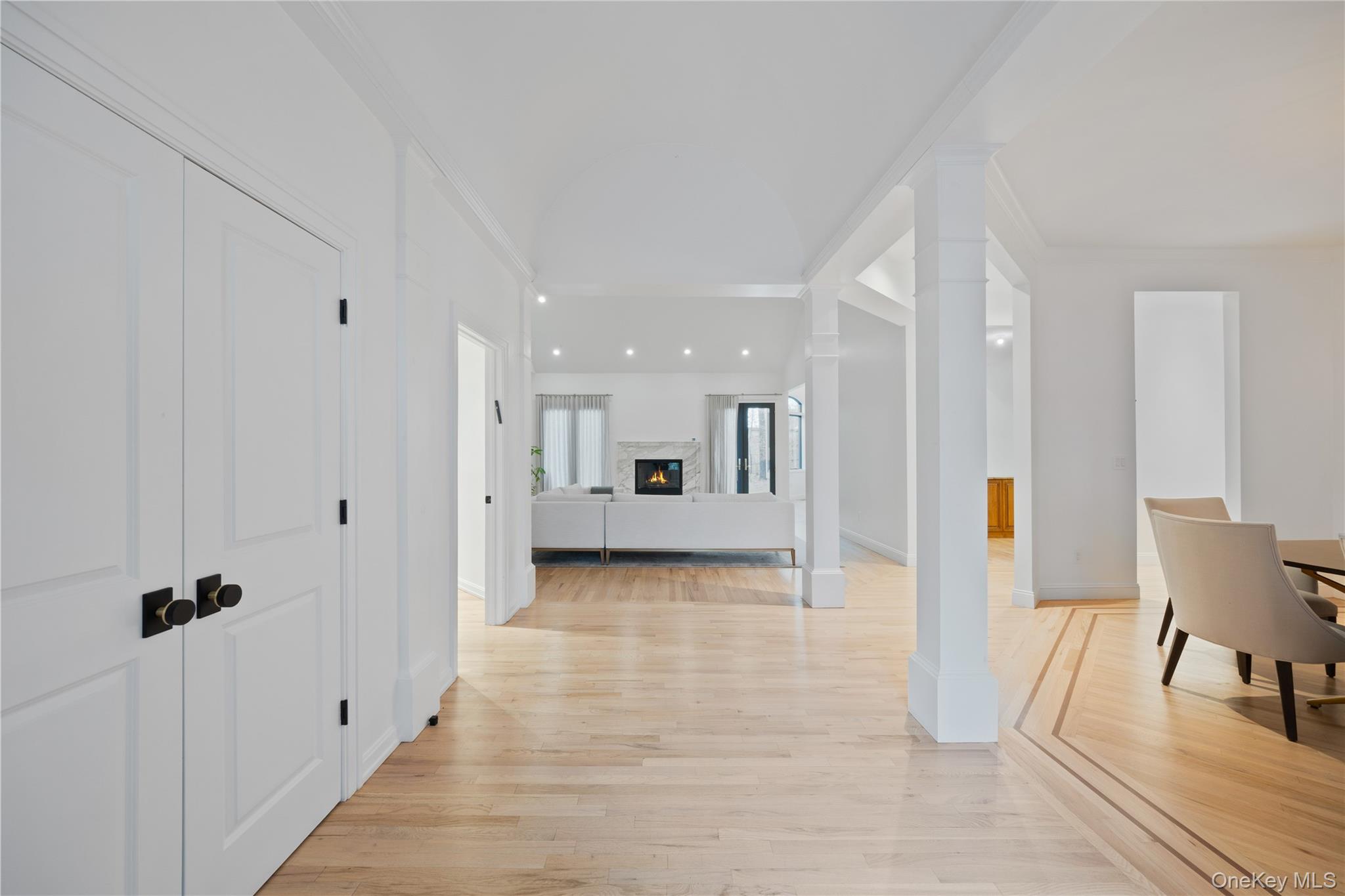 #9 photo, 16 S De Baun Avenue, Airmont , NY 10901