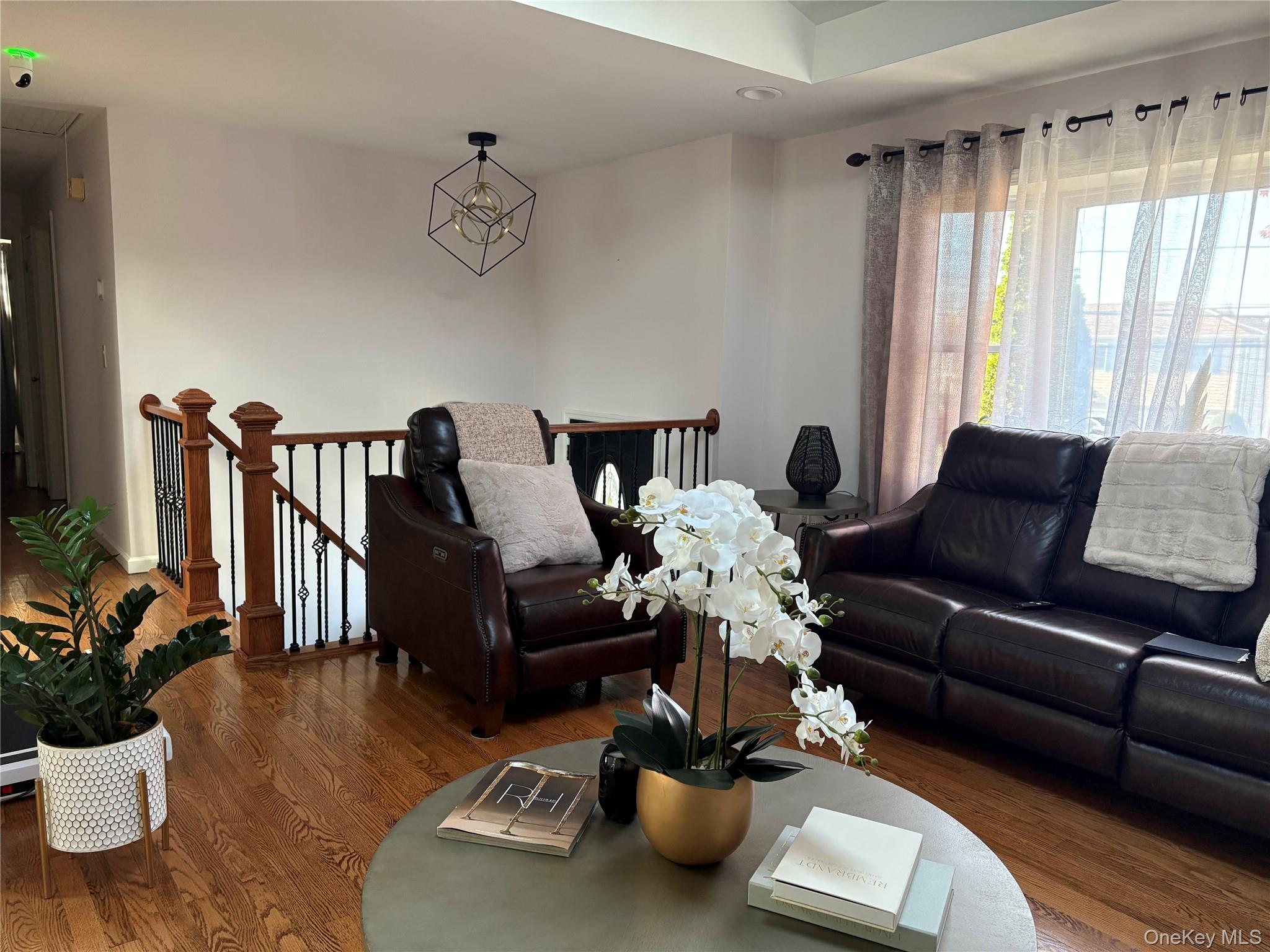 #13 photo, 648 Molloy Street, Copiague , NY 11726