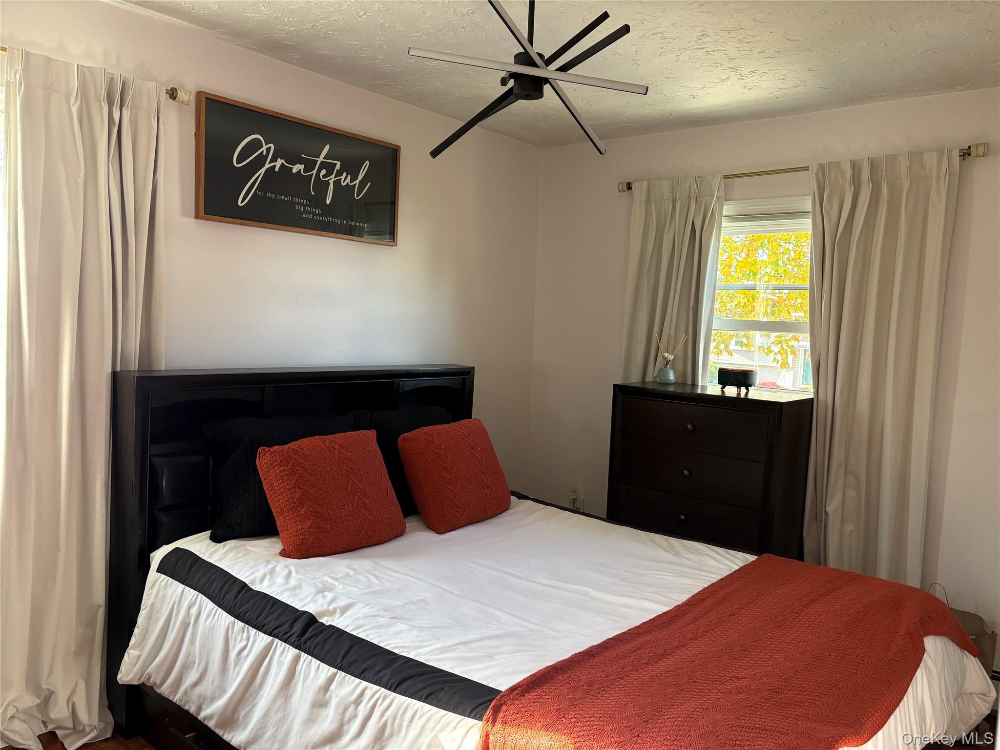 #18 photo, 648 Molloy Street, Copiague , NY 11726