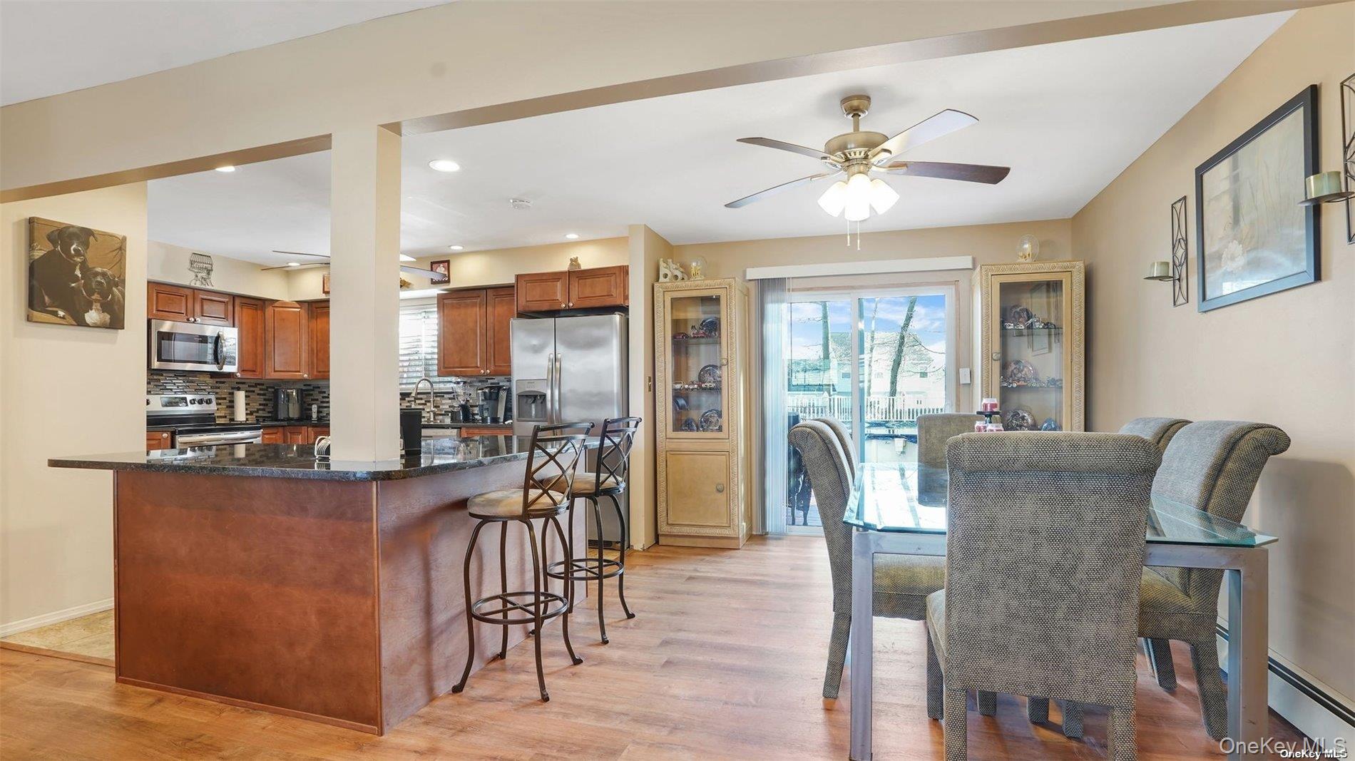 #8 photo, 10 Maria Court, サフォーク郡 Holbrook , NY 11741