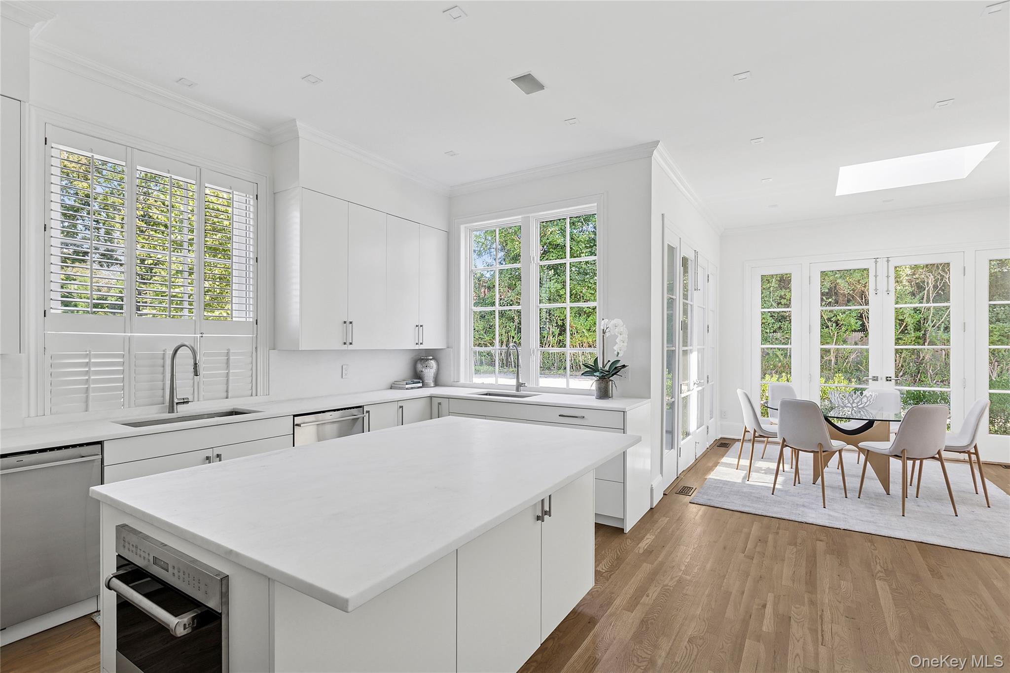 #14 photo, 344 Great Plains Road, Southampton , NY 11968