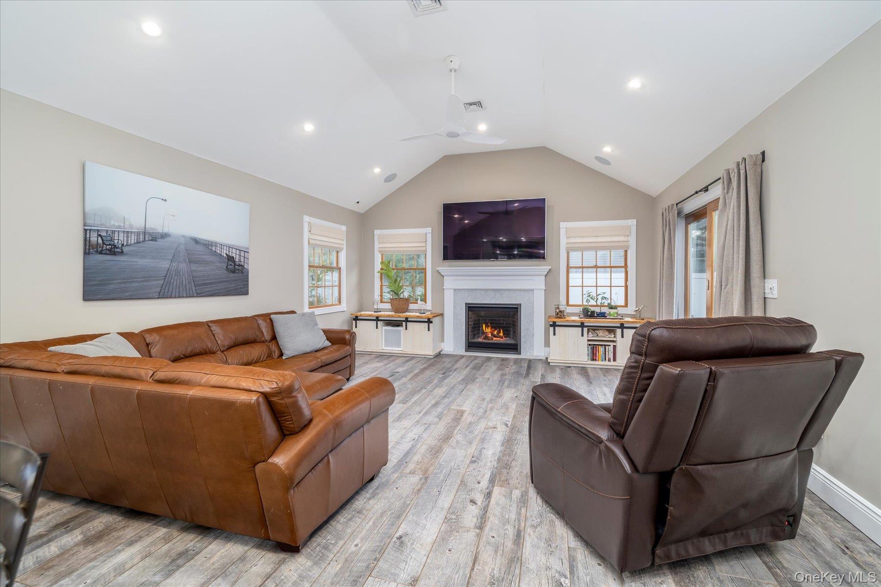 #10 photo, 452 Westminster Road, Rockville Centre , NY 11570