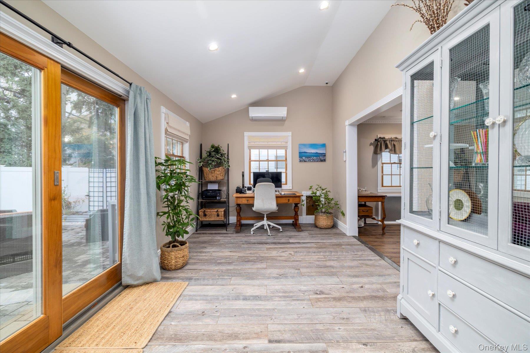 #12 photo, 452 Westminster Road, Rockville Centre , NY 11570