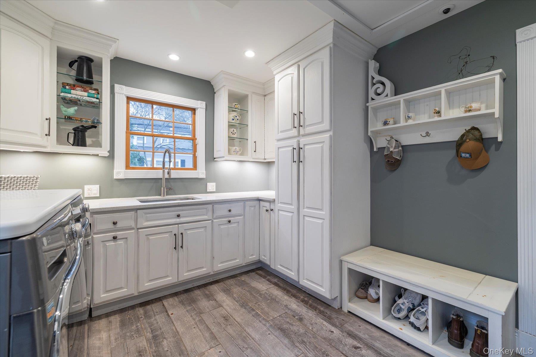 #14 photo, 452 Westminster Road, Rockville Centre , NY 11570