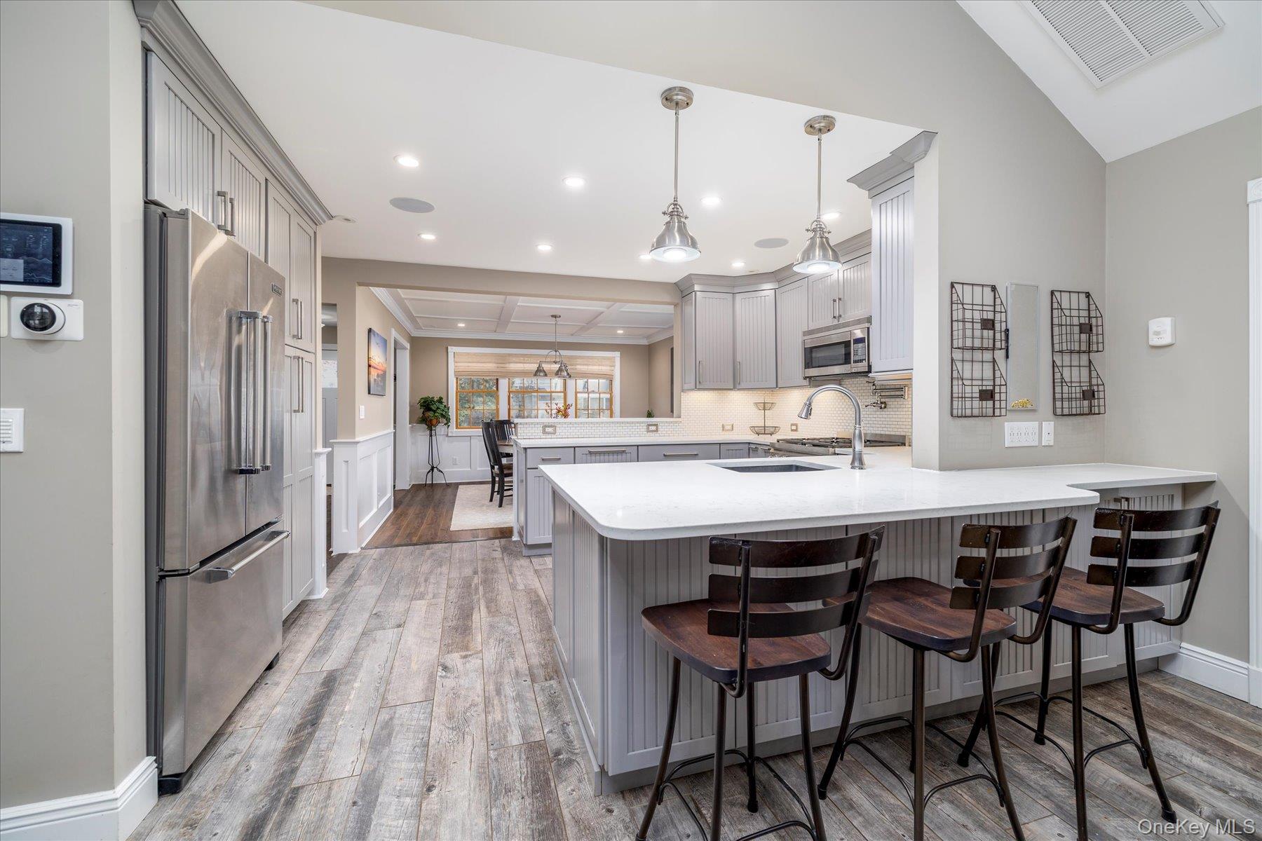 #9 photo, 452 Westminster Road, Rockville Centre , NY 11570