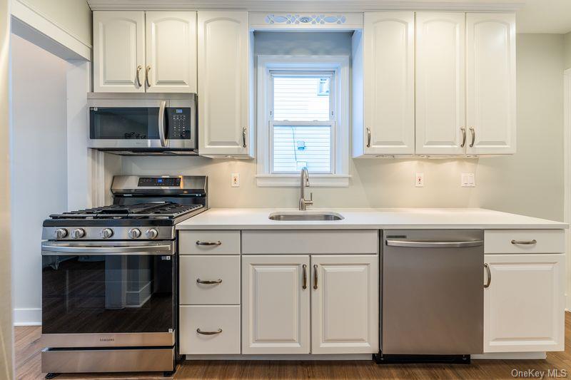 #4 photo, 4116 169th Street, Flushing , NY 11358