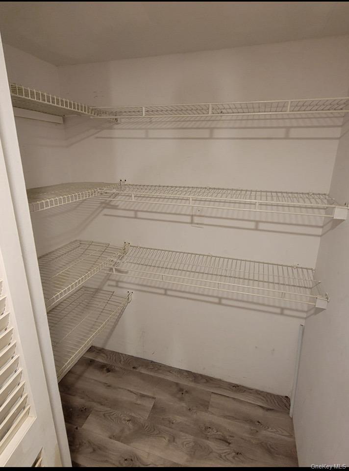 #5 photo, 37 Knollcrest Avenue, Farmingville , NY 11738