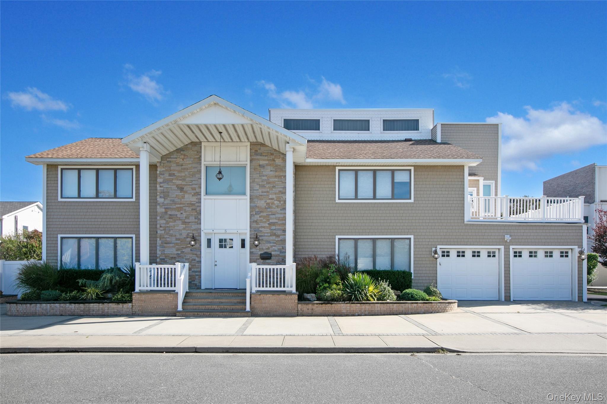 #2 photo, 5 Kensington Street, Lido Beach , NY 11561