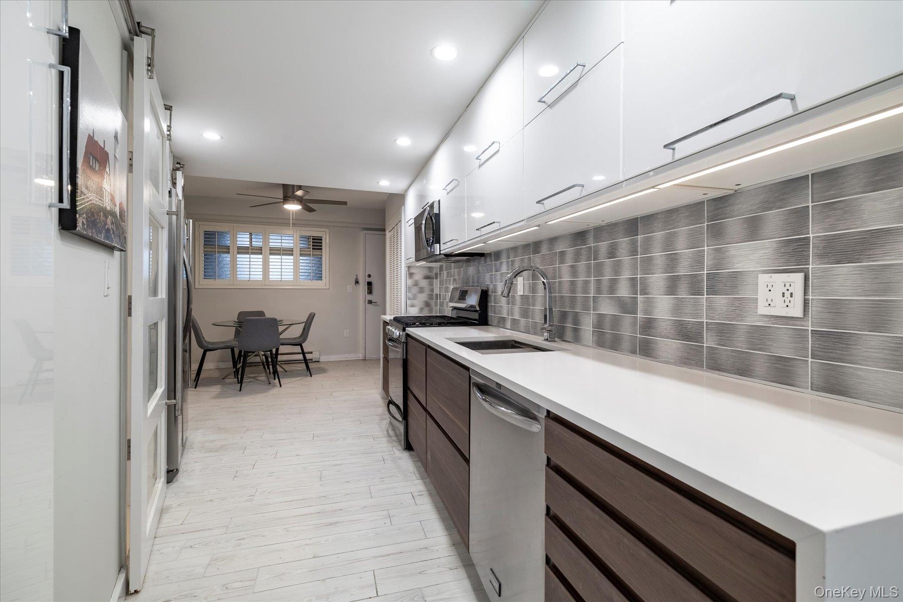 #7 photo, 830 Shore Road, Long Beach , NY 11561