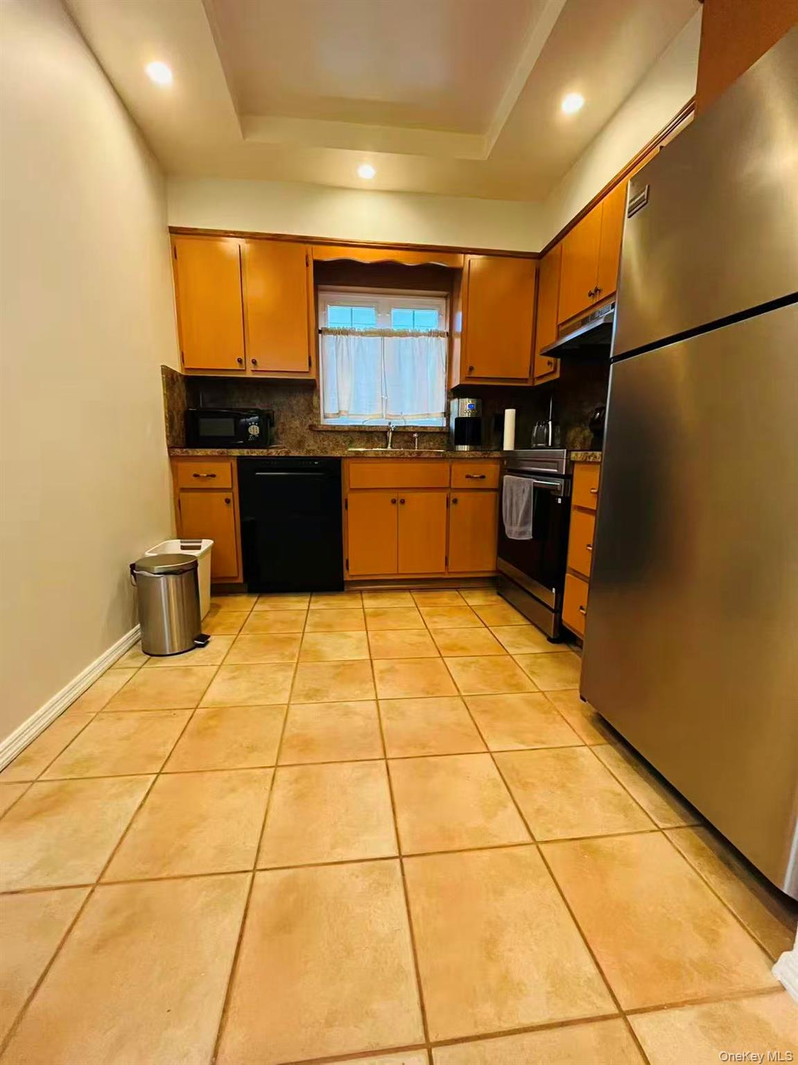 #18 photo, 8433 124th Street, Kew Gardens , NY 11415