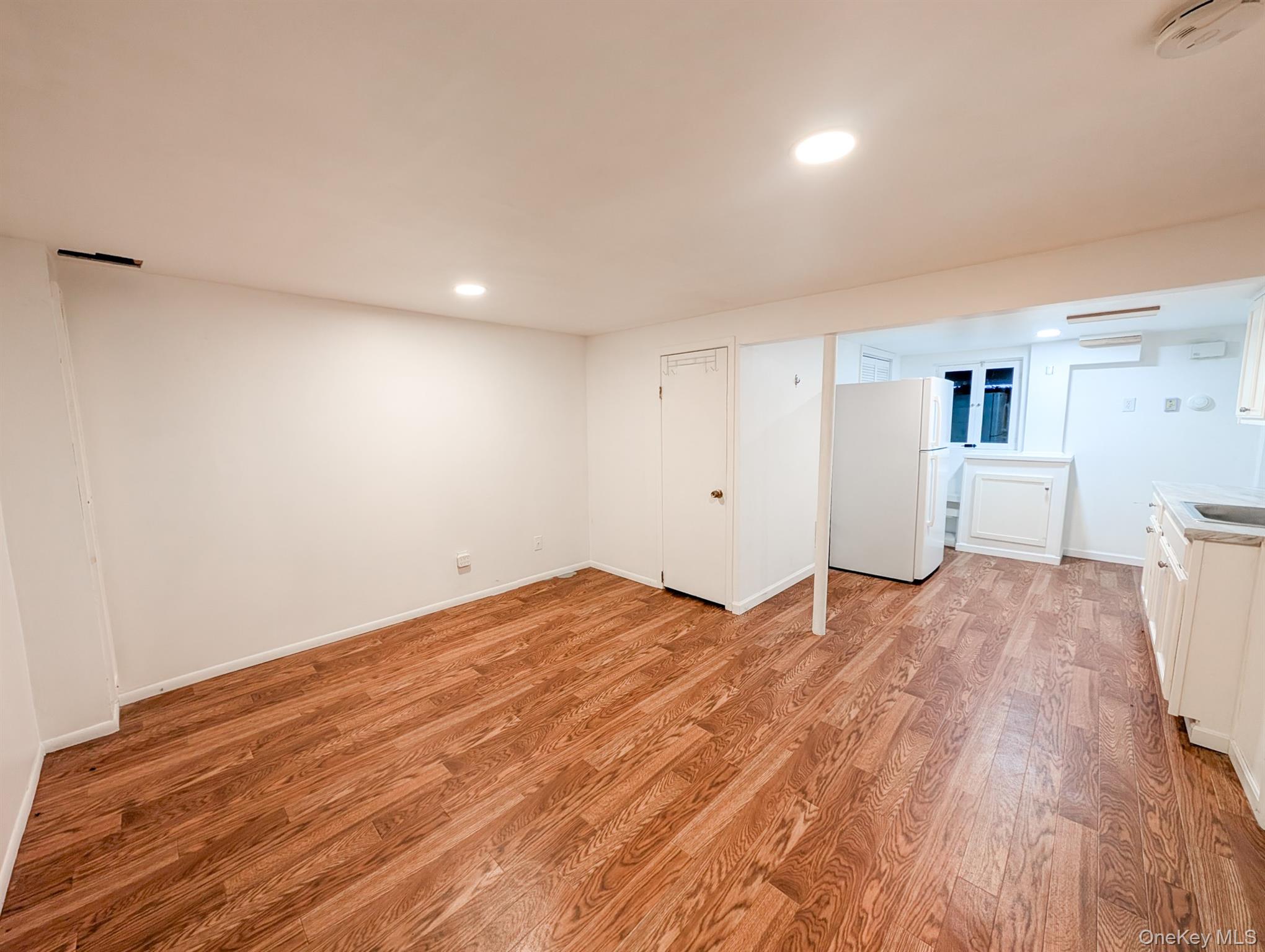 #14 photo, 59 Westfield Road, Coram , NY 11727