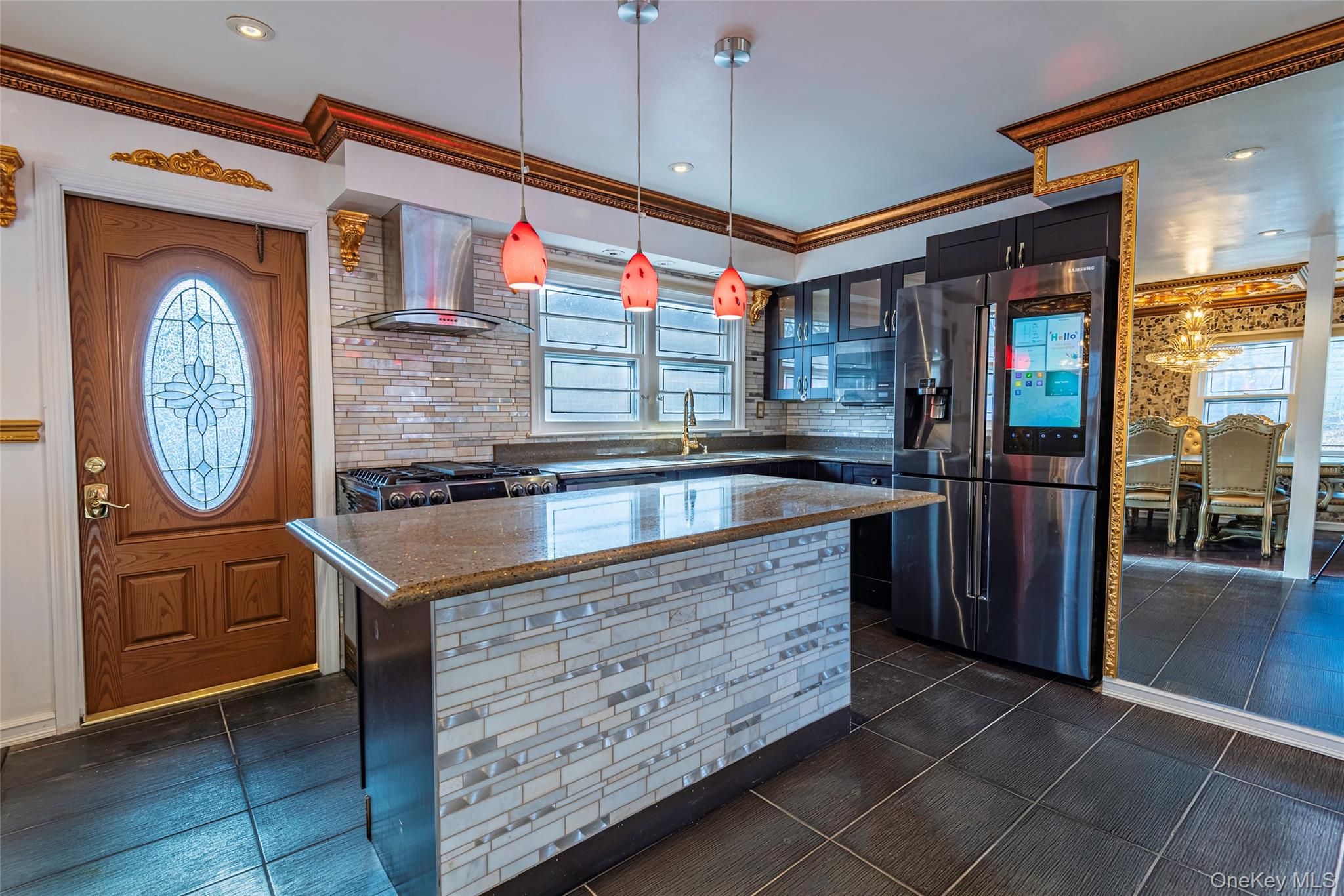 #5 photo, 244-19 Grand Central Parkway, Douglaston , NY 11362