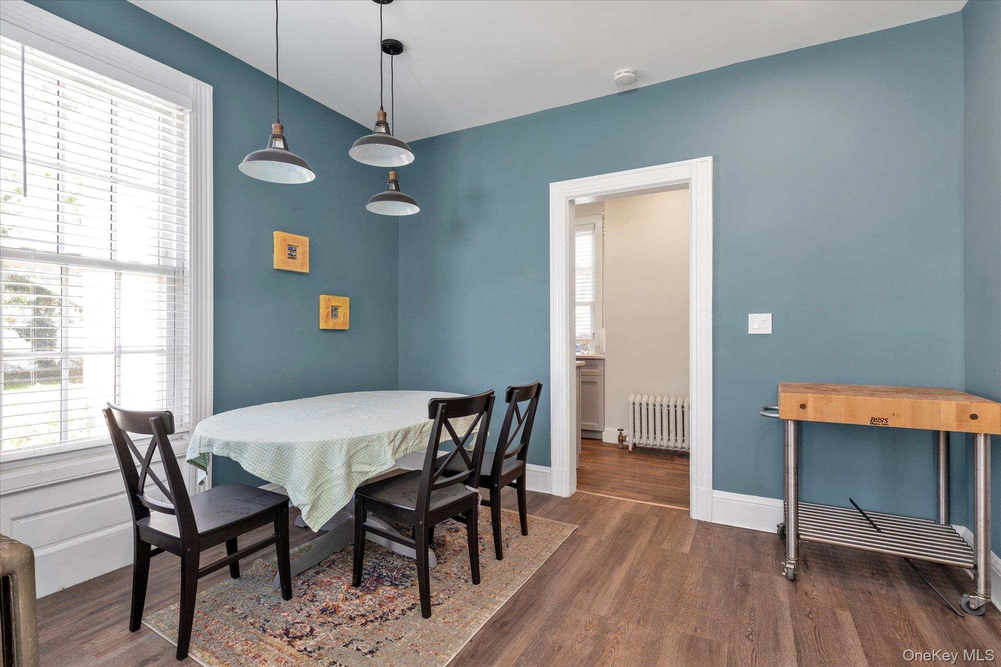 #19 photo, 39-26/24 213 Street, Bayside , NY 11361