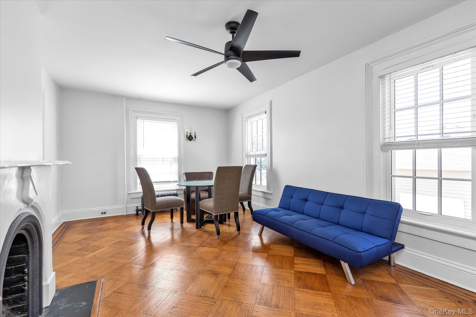 #7 photo, 39-26/24 213 Street, Bayside , NY 11361