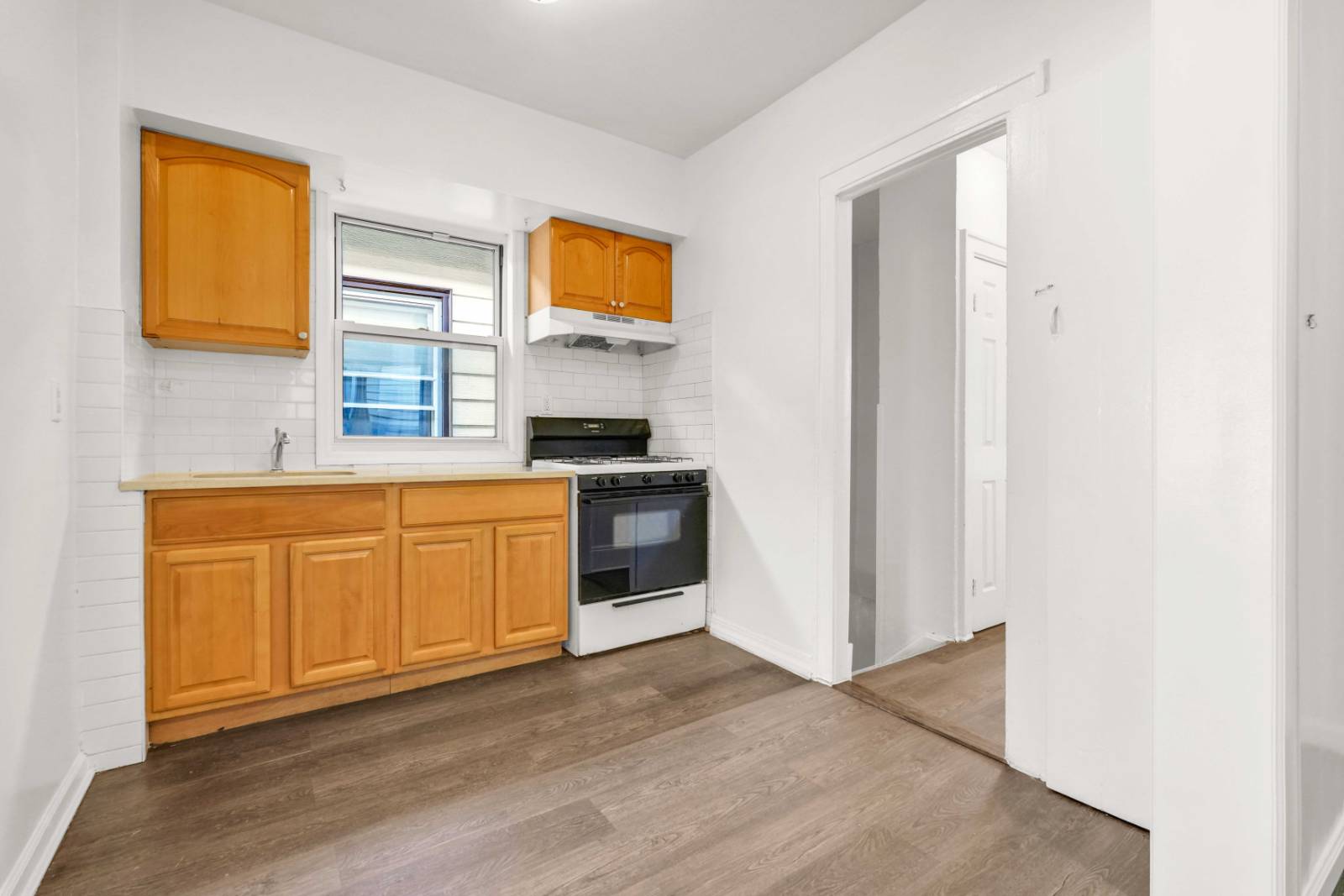 #18 photo, 7-06 College Point ave, College Point , NY 11356